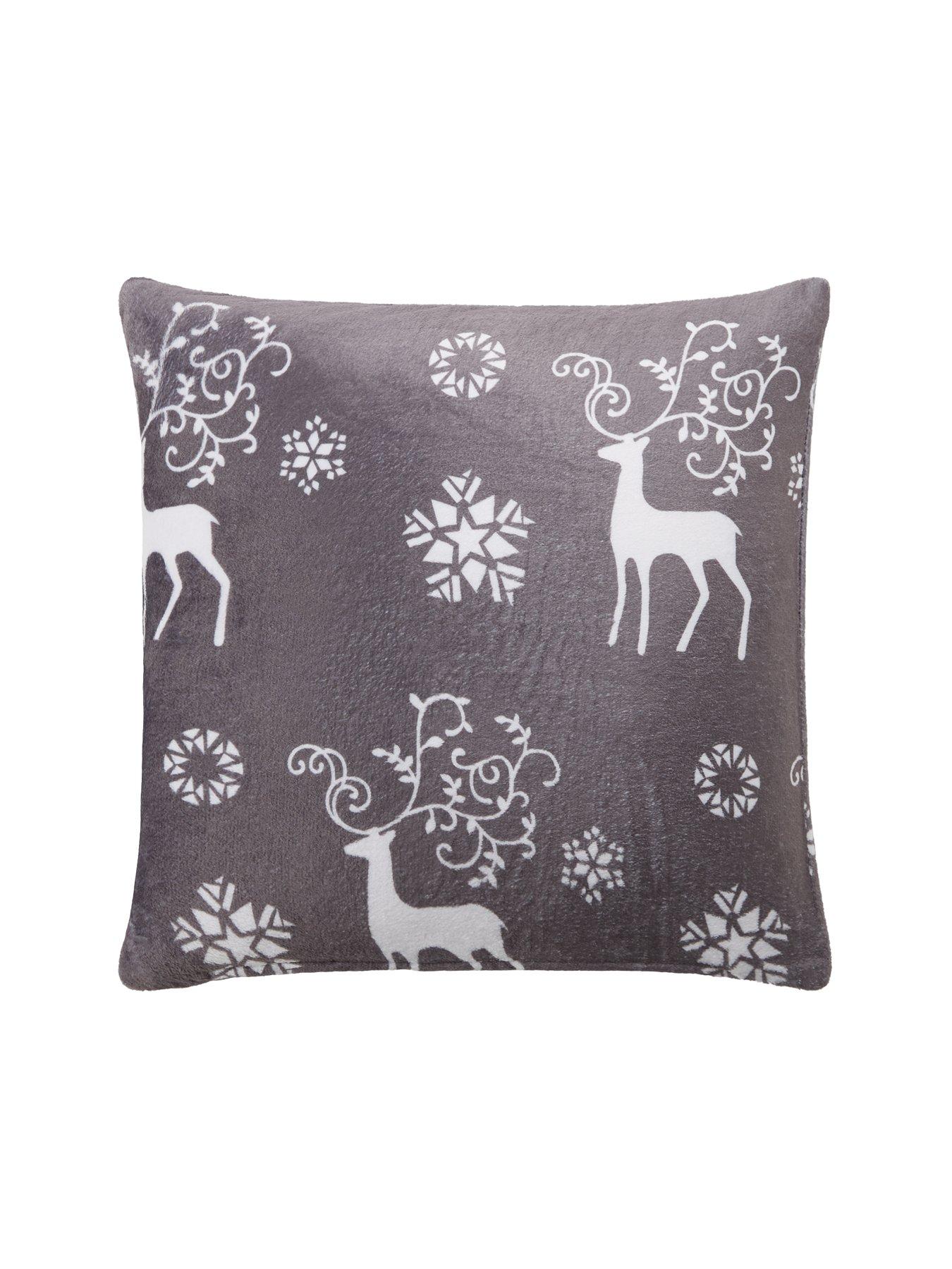 very-home-christmas-stag-cushionback