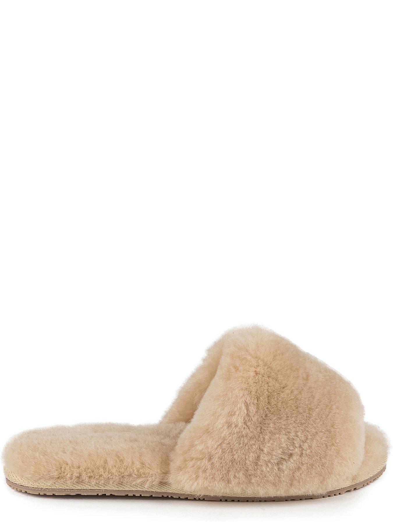 just-sheepskin-lily-open-toe-sheepskin-slider-slipper-caramelstillFront