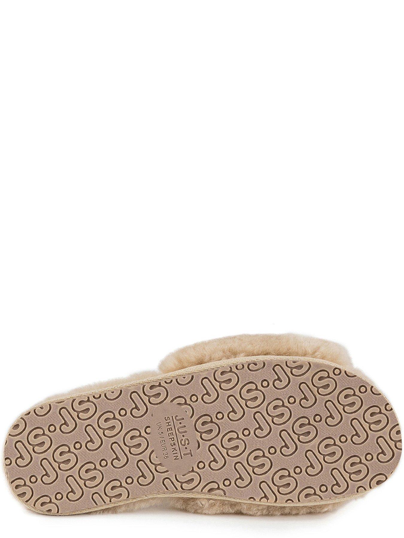 just-sheepskin-lily-open-toe-sheepskin-slider-slipper-carameldetail