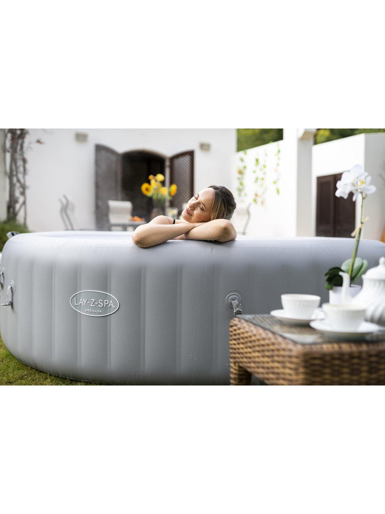 Image 4 of 6 of Lay-Z-Spa Grenada Airjet Spa (6-8 Adults)