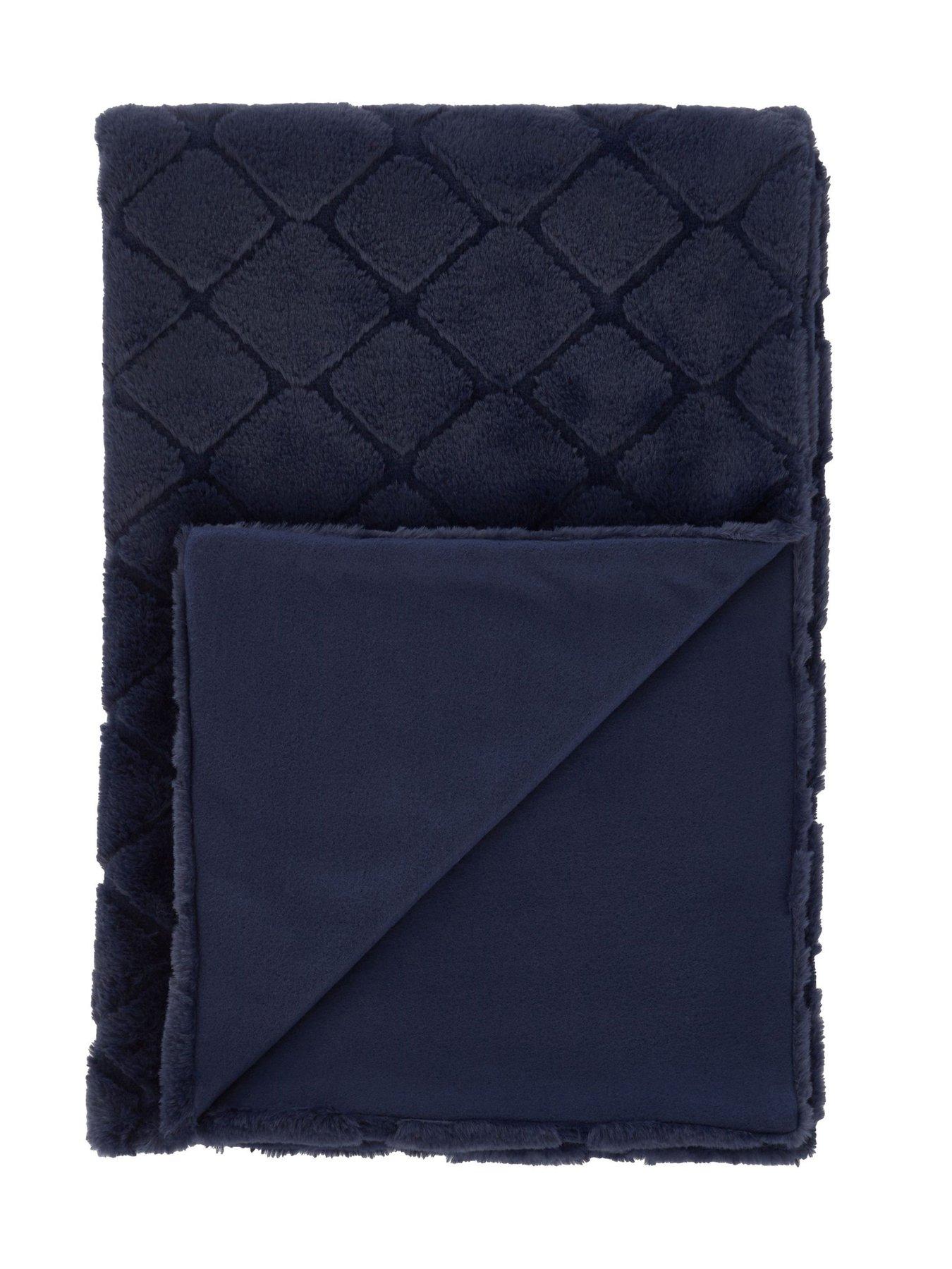 undefined Cosy Diamond Throw - Blush