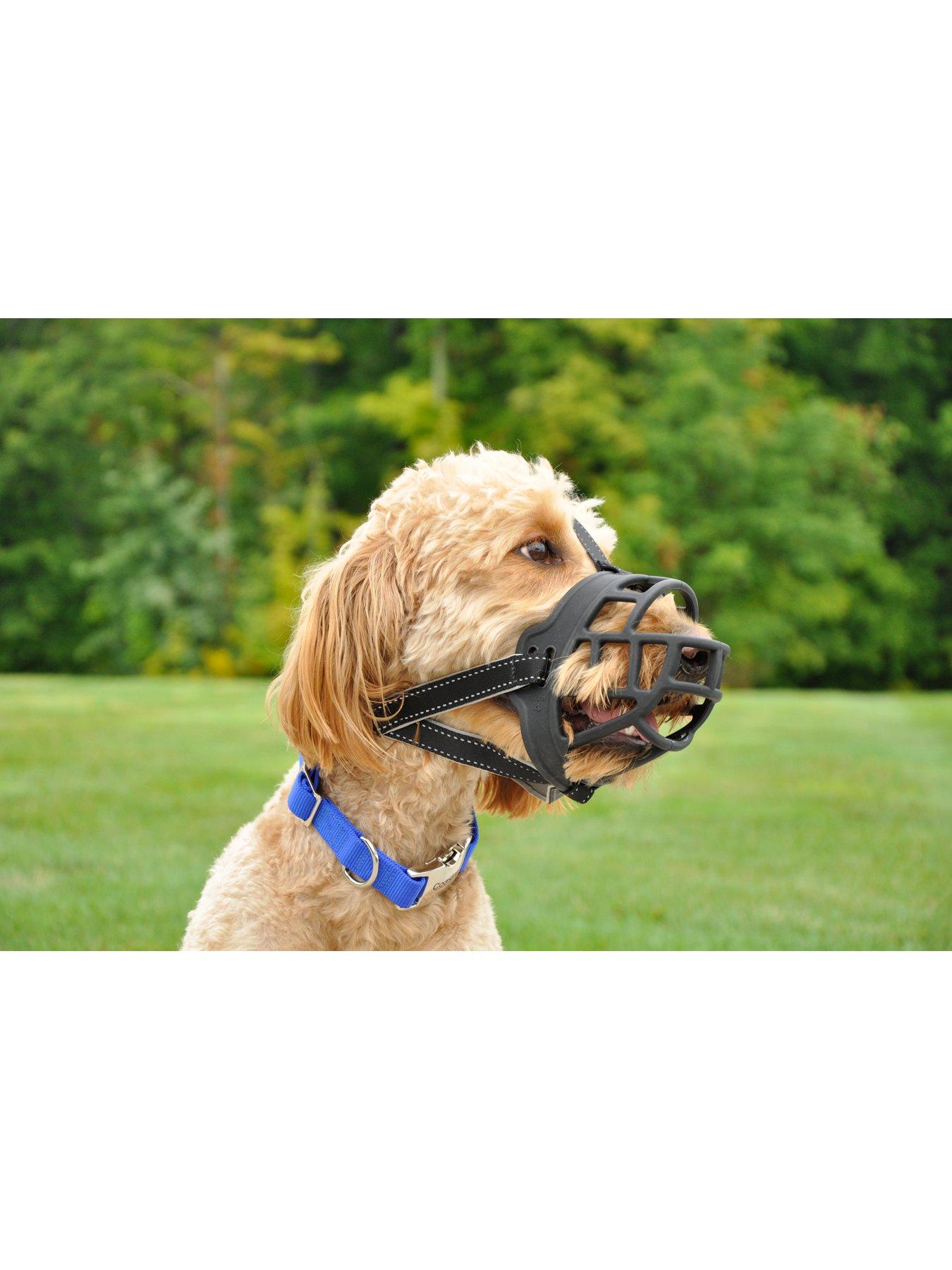 rosewood-coastal-soft-basket-muzzle-black-size-3outfit