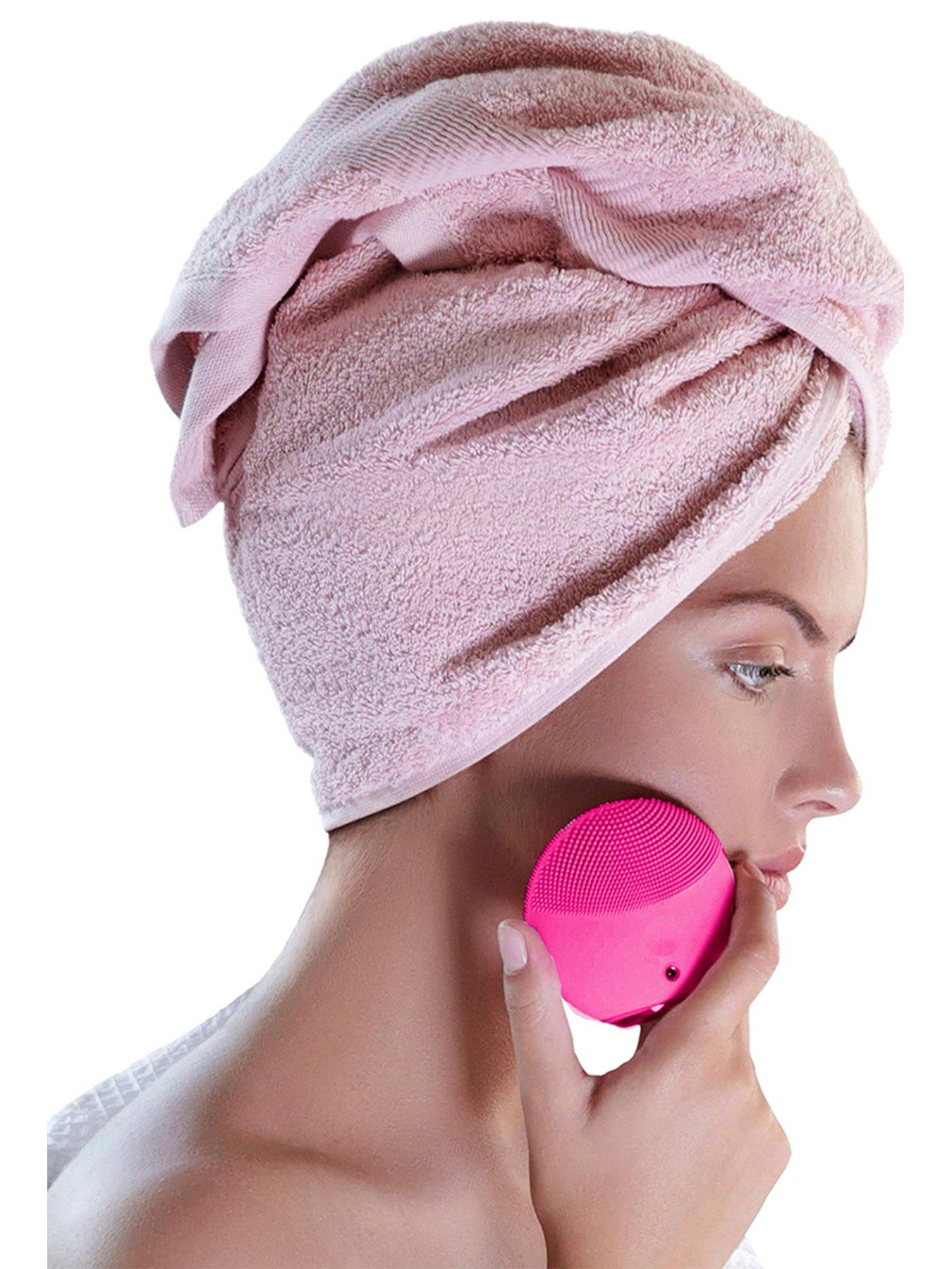 foreo-luna-mini-3-fuchsiaoutfit