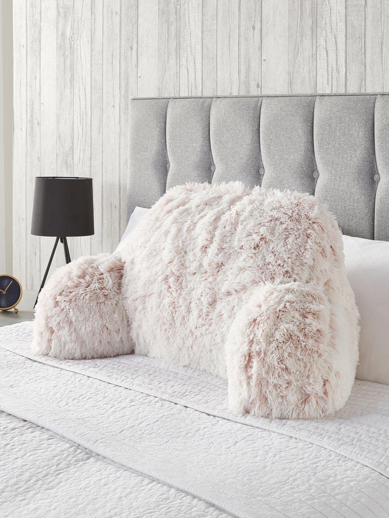 the-very-collection-long-hair-cuddle-cushion-pale-pink