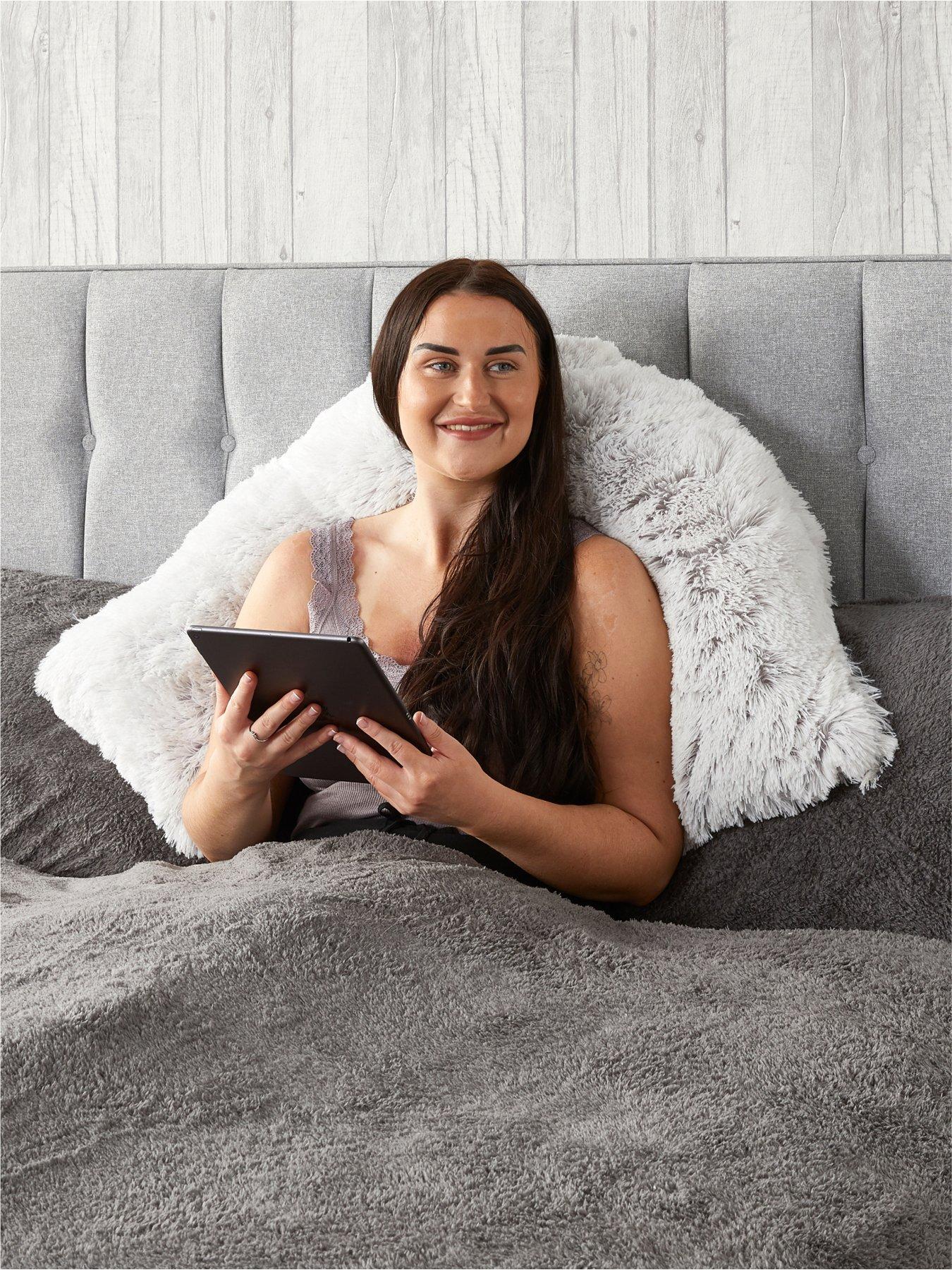 the-very-collection-shaggy-v-shaped-pillow-greyoutfit