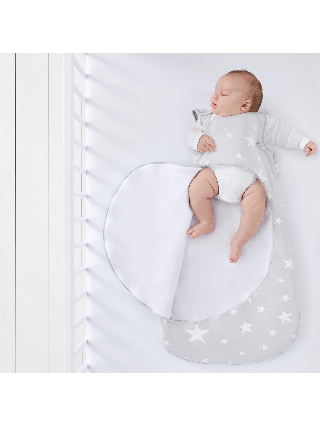 snuz-snuzpouch-25-tog-baby-sleeping-bag-white-star-0-6-monthsstillFront