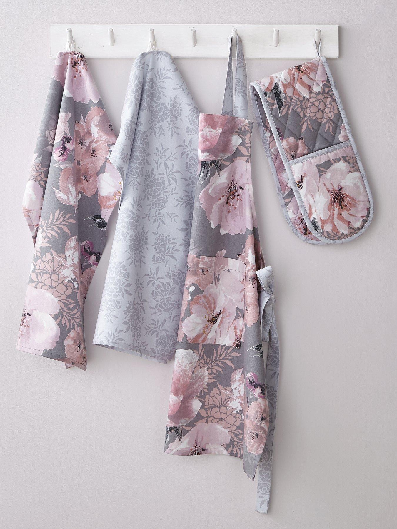 catherine-lansfield-dramatic-floral-100-cotton-apronback