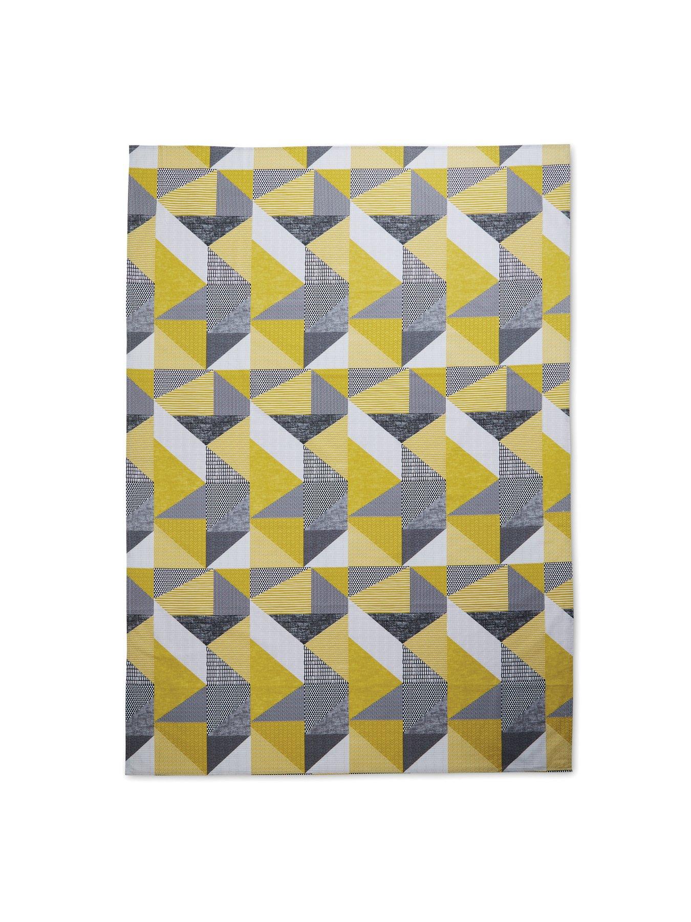 catherine-lansfield-larrson-geonbspochre-tableclothstillFront