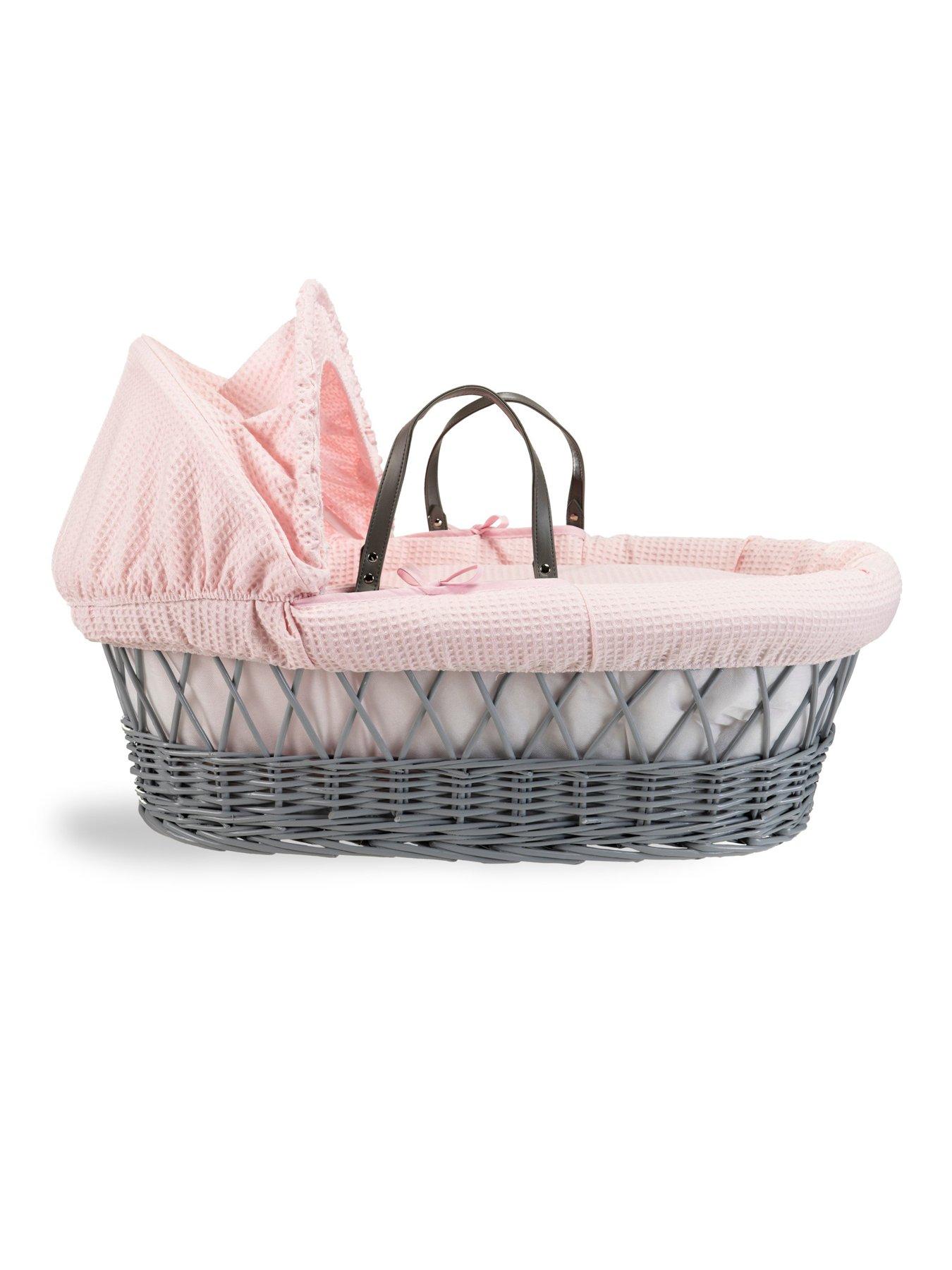 clair-de-lune-waffle-grey-wicker-moses-basket-and-deluxe-rocking-stand-pinkdetail