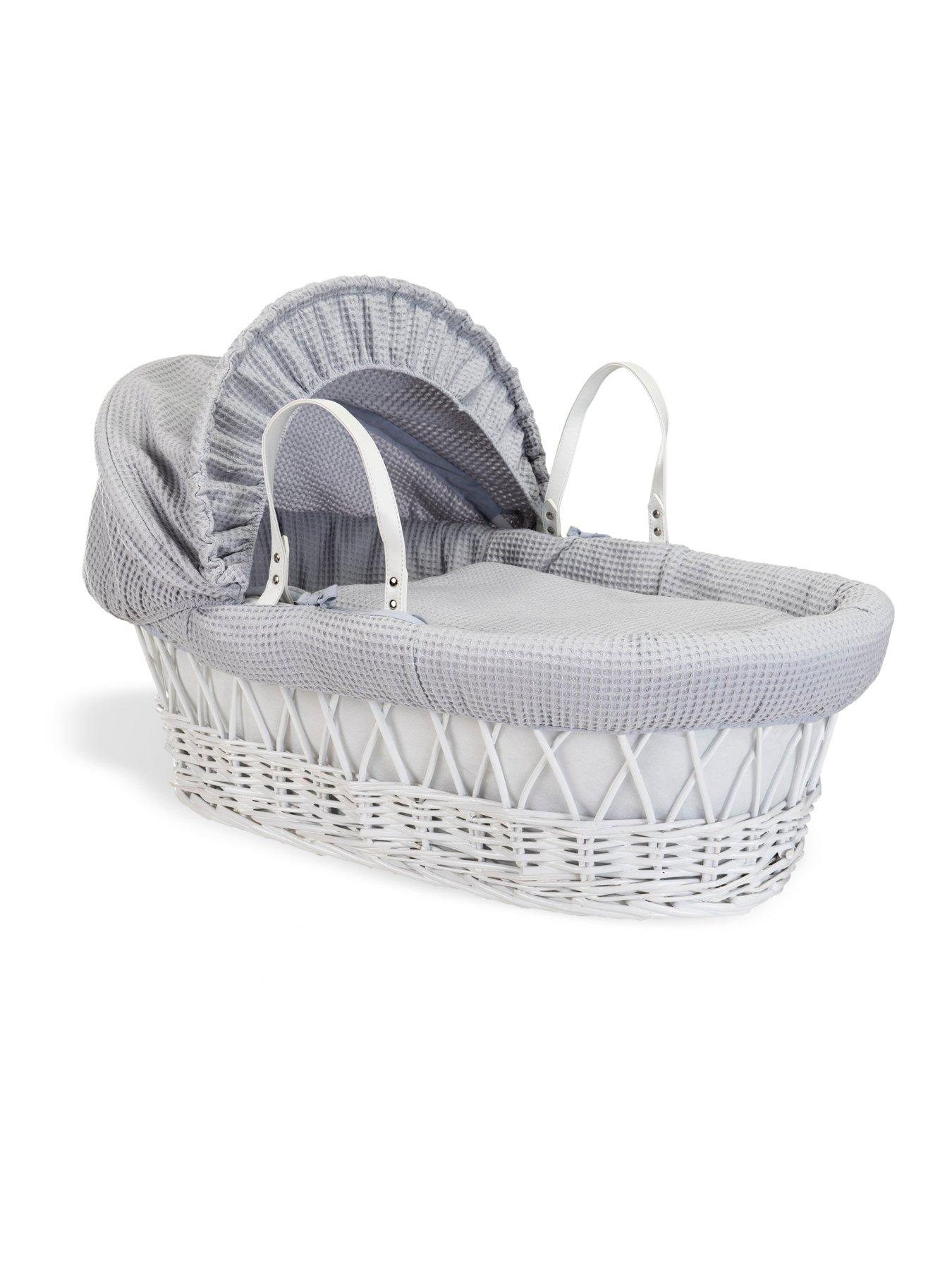 clair-de-lune-waffle-white-wicker-moses-basket-and-deluxe-rocking-stand-greydetail