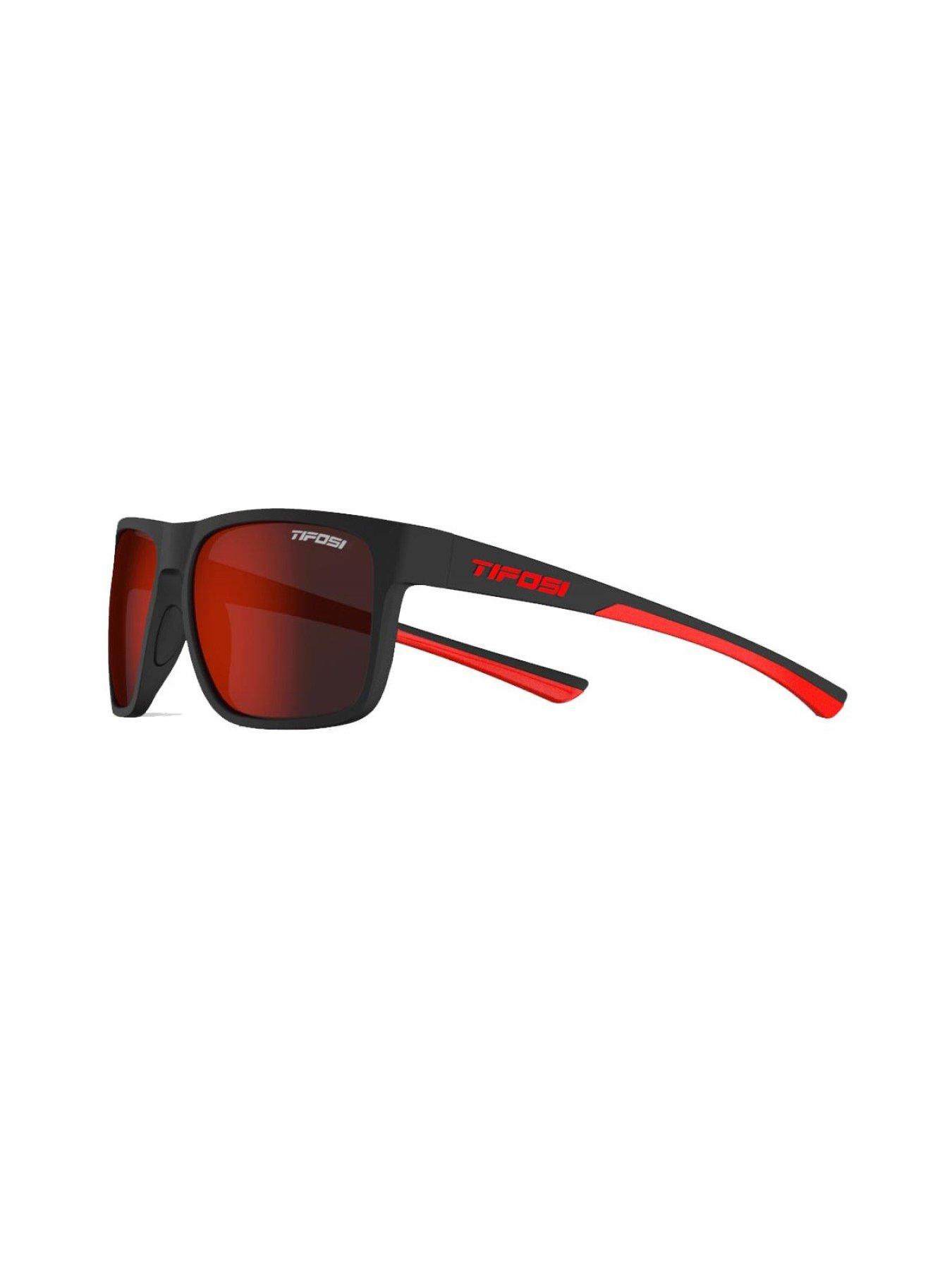 tifosi-swick-satin-blackcrimson-sunglassesoutfit