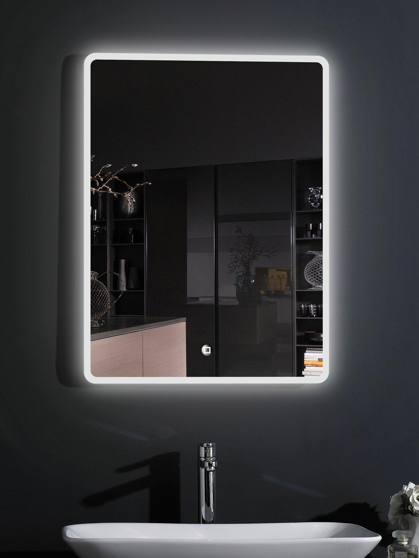 croydex-chilcombe-illuminated-mirror