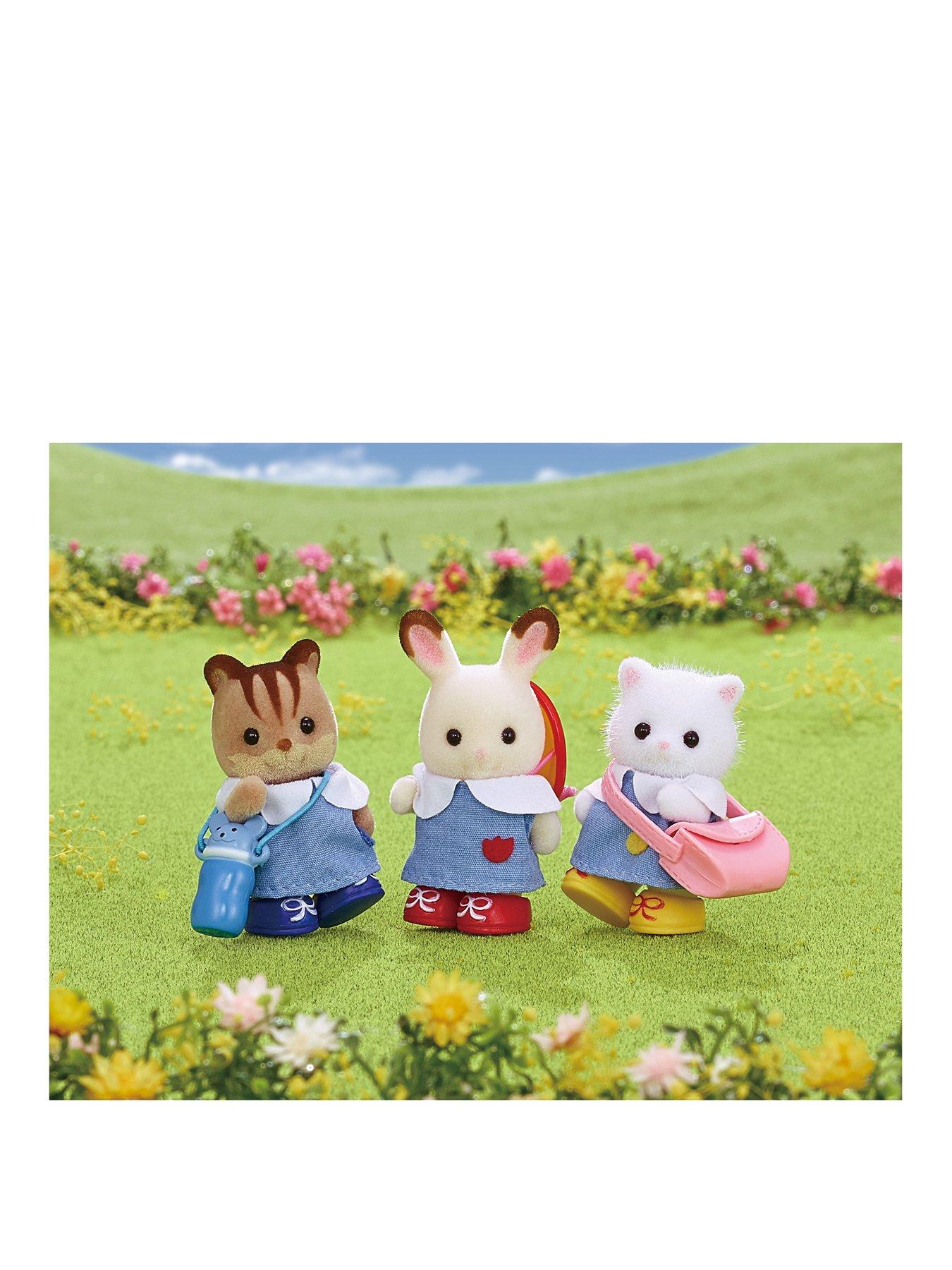 Sylvanian sales families very