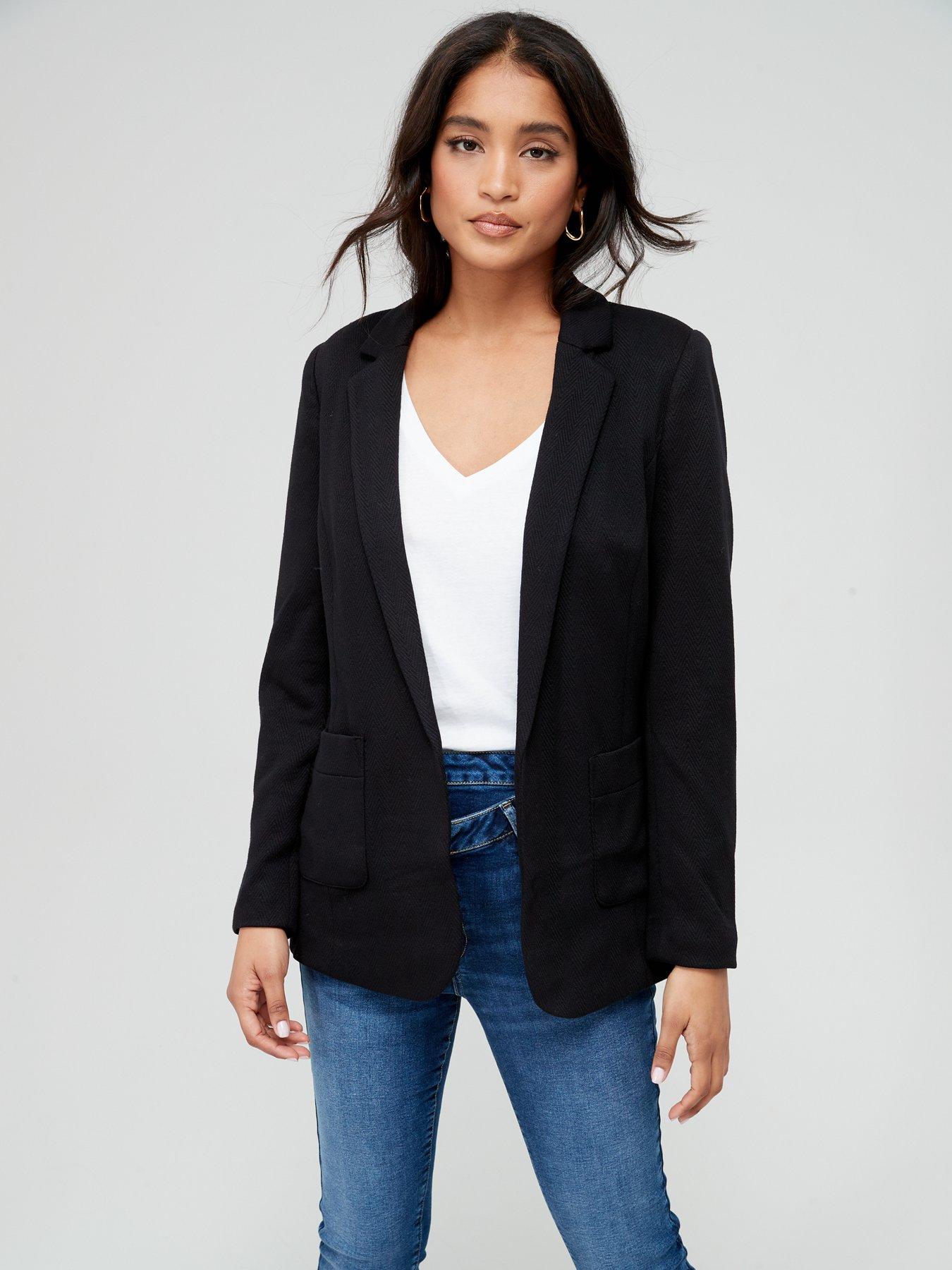 8 Incredibly Chic Black-Blazer Outfits for Women, Period