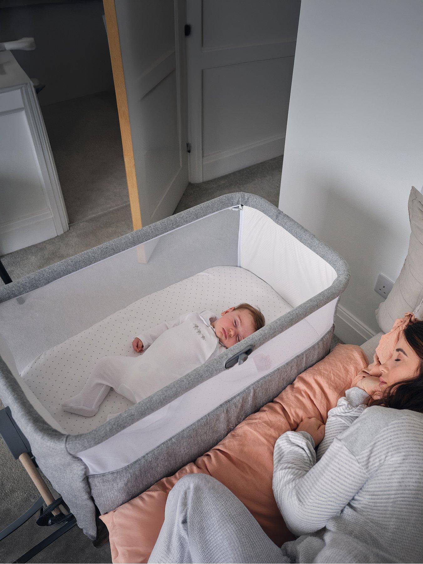undefined Lua Bedside Crib