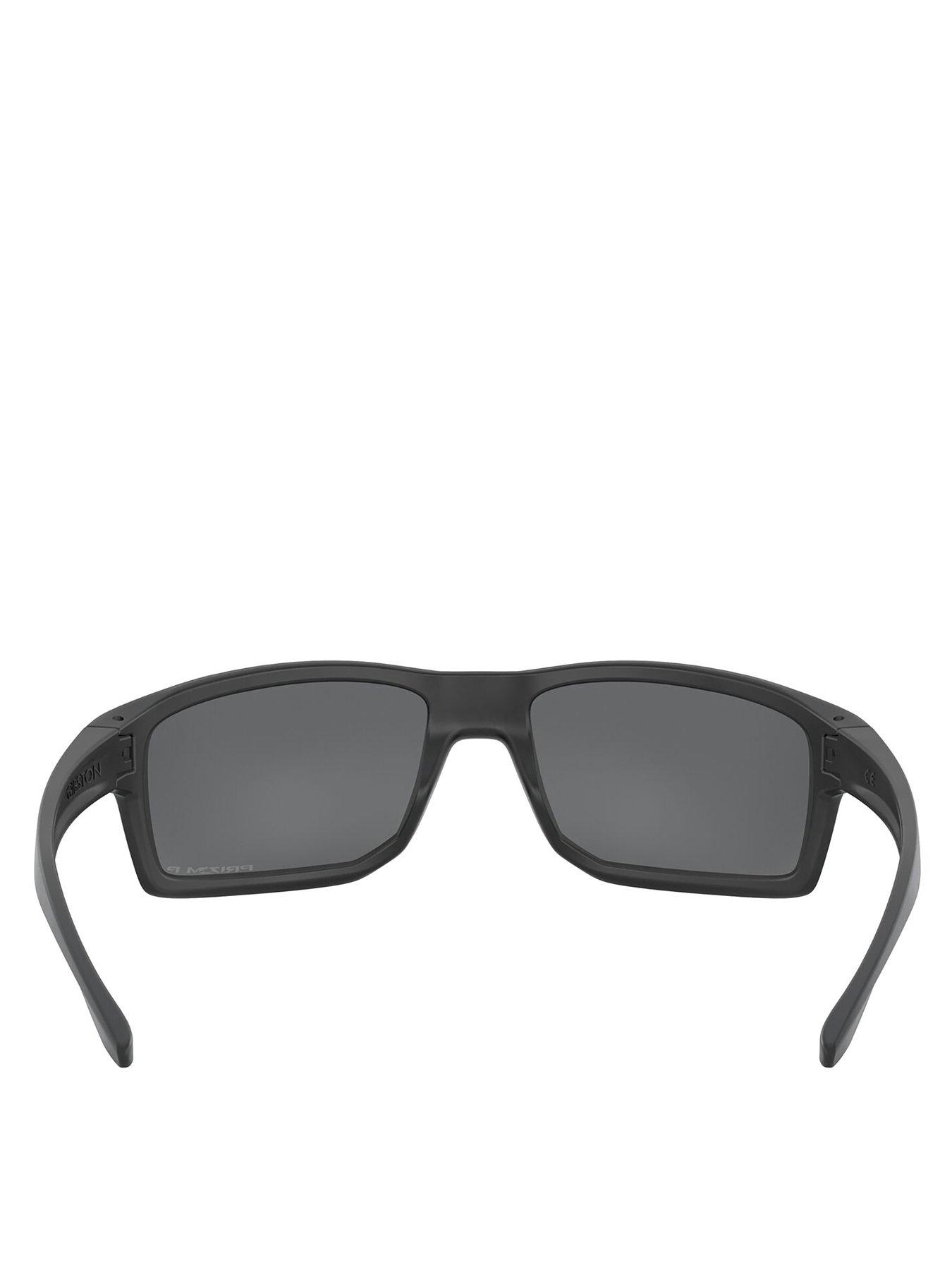 oakley-gibston-rectangle-black-frame-black-lens-sunglasses-blackoutfit