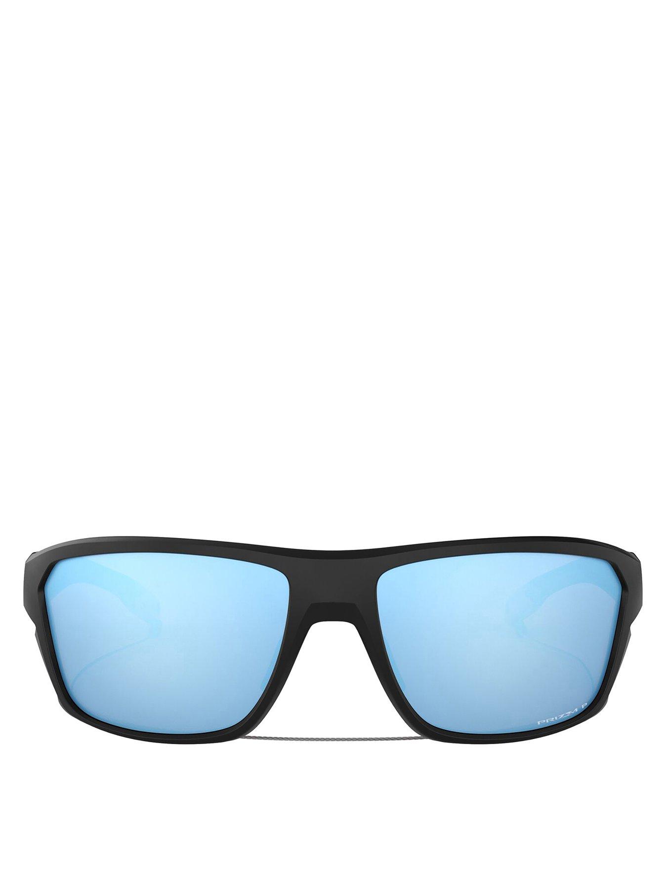 oakley-oakley-rectangle-black-frame-blue-lens-nbspsunglasses-blackoutfit