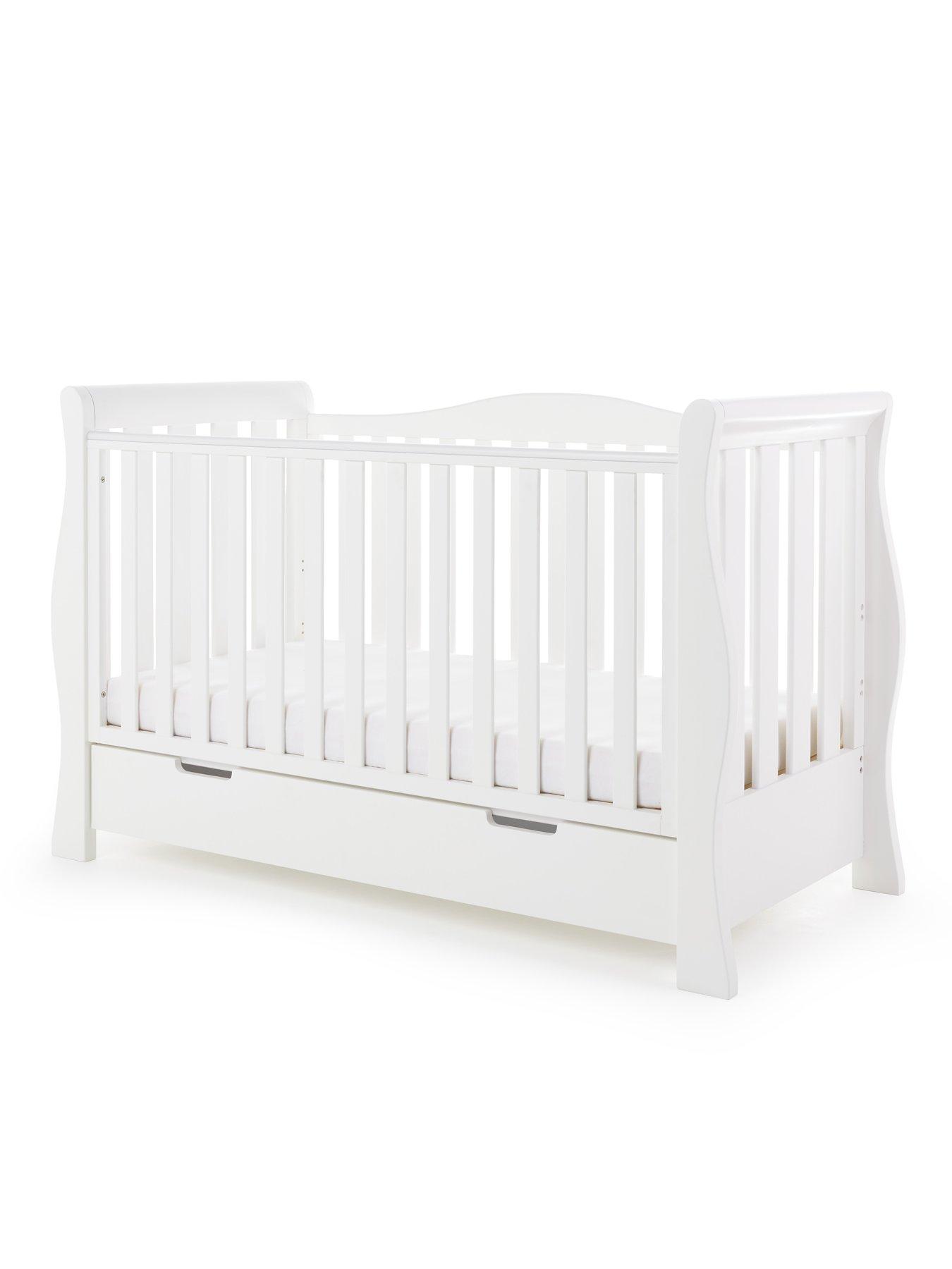 obaby-stamford-luxe-2-piece-nursery-furniturenbsproom-set-whitedetail