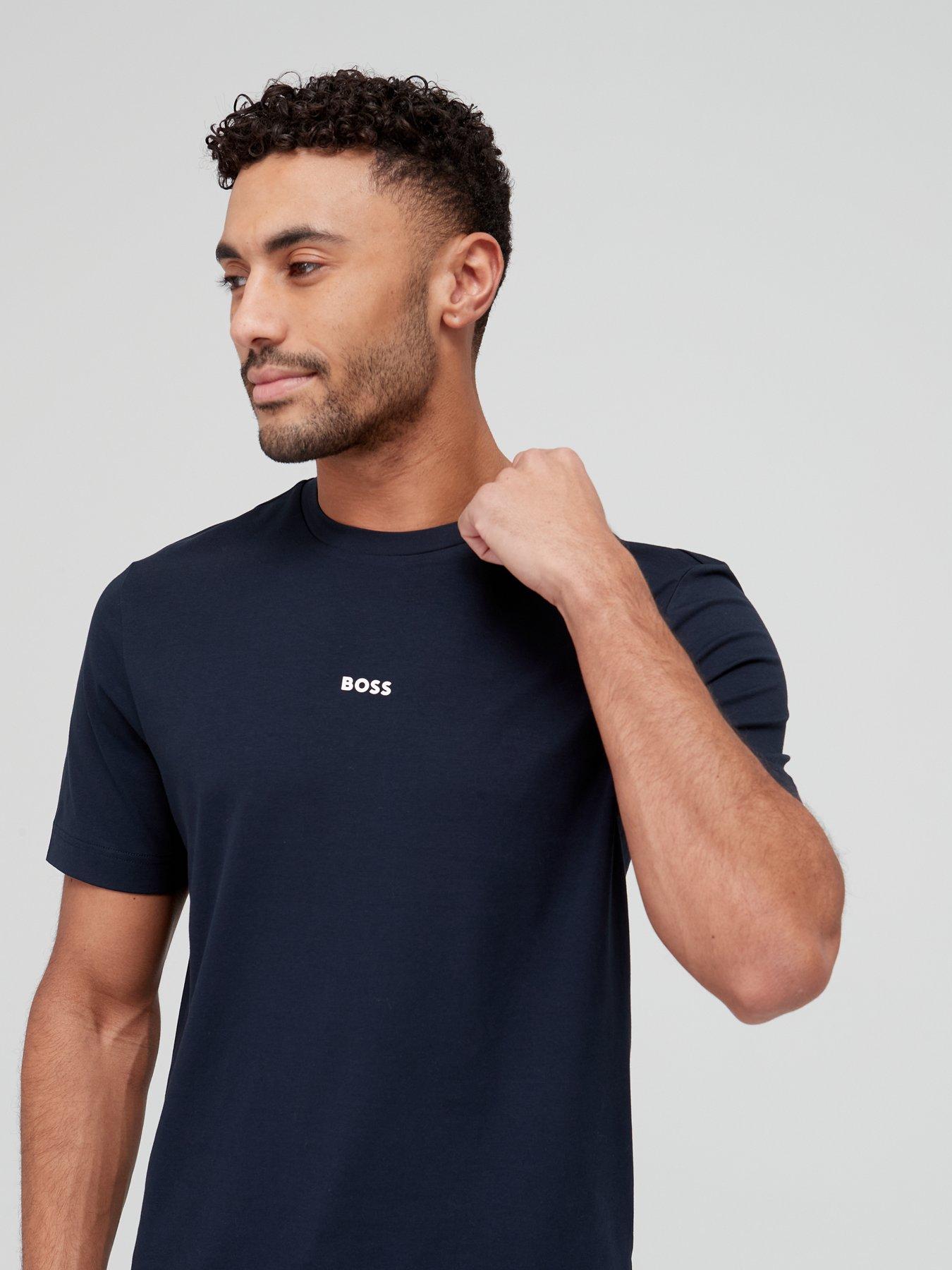 boss-relaxed-fit-centre-logo-t-shirt-dark-blueoutfit