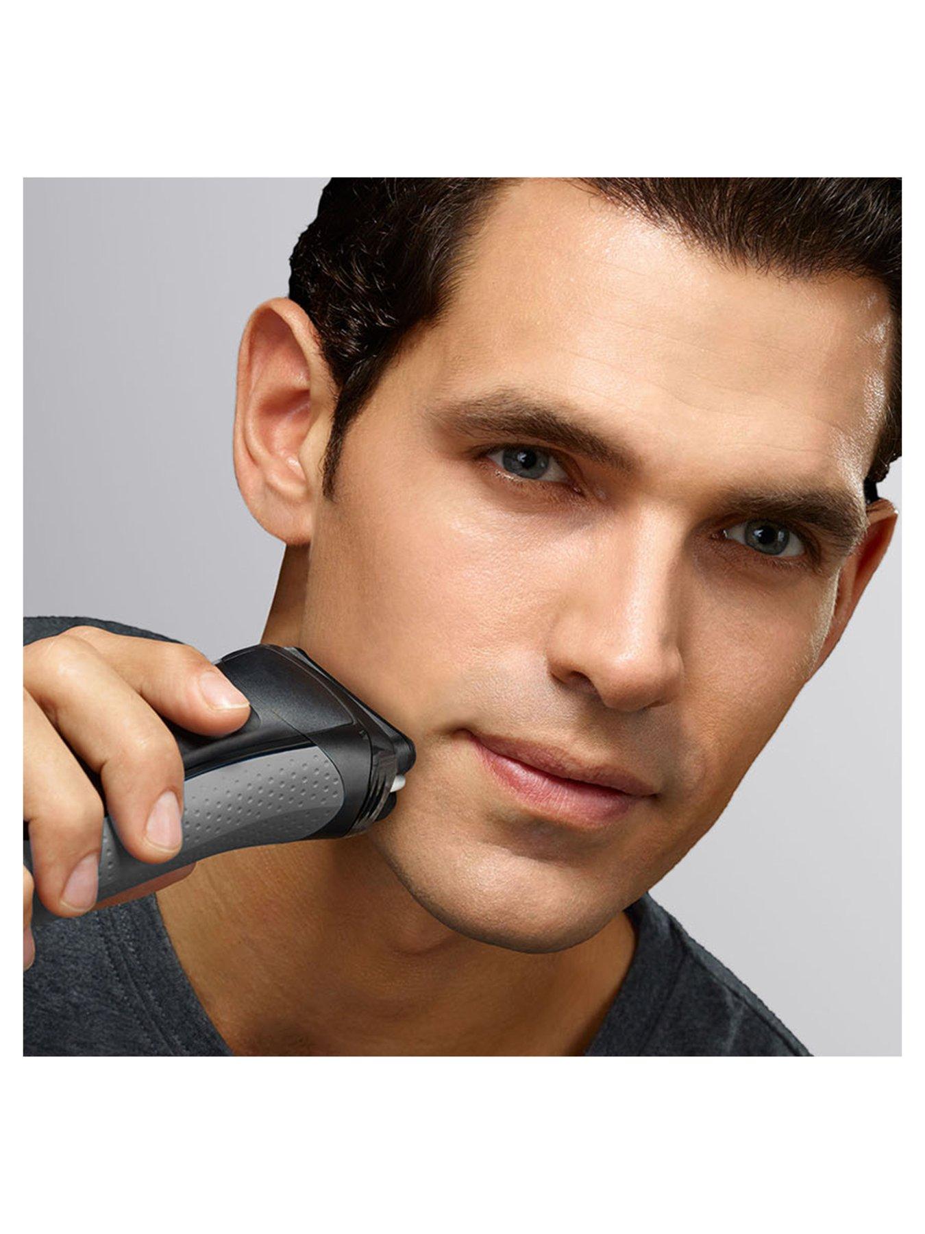 Braun Series 3 300 Electric Shaver, Electric Razor for Men with 3