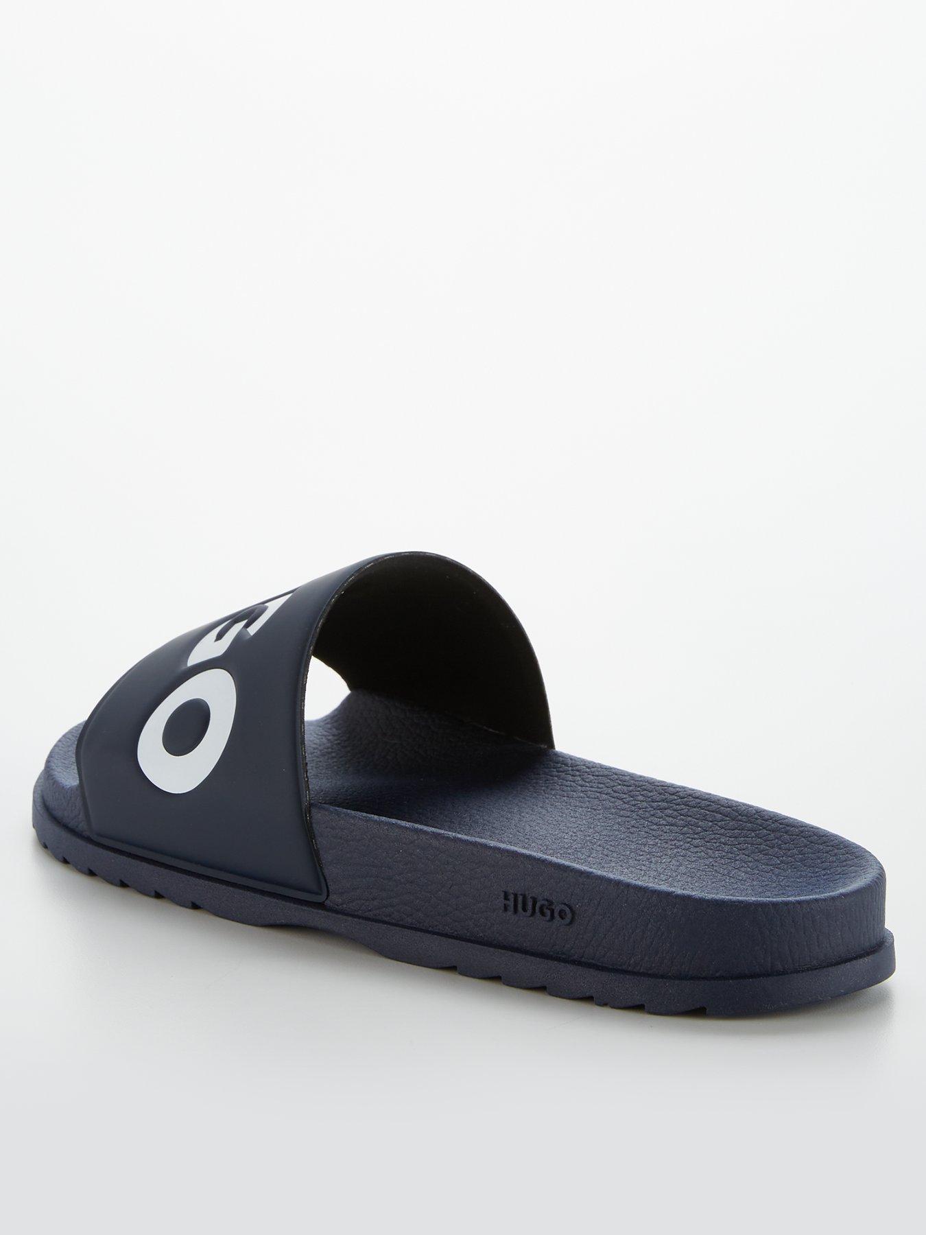 hugo-match-slides-navyback