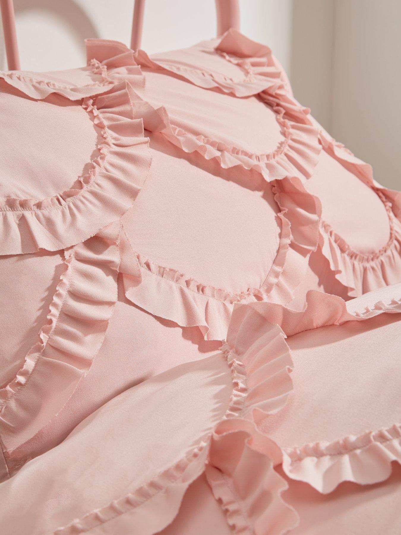 Image 4 of 4 of The Very Collection Scallop Edge Single Duvet Cover Set - Blush
