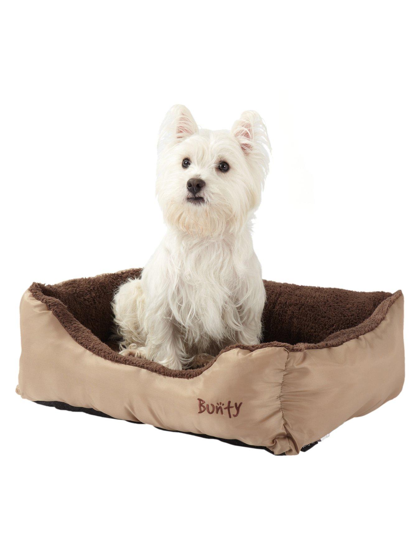 bunty-deluxe-pet-bed--nbspcreamoutfit