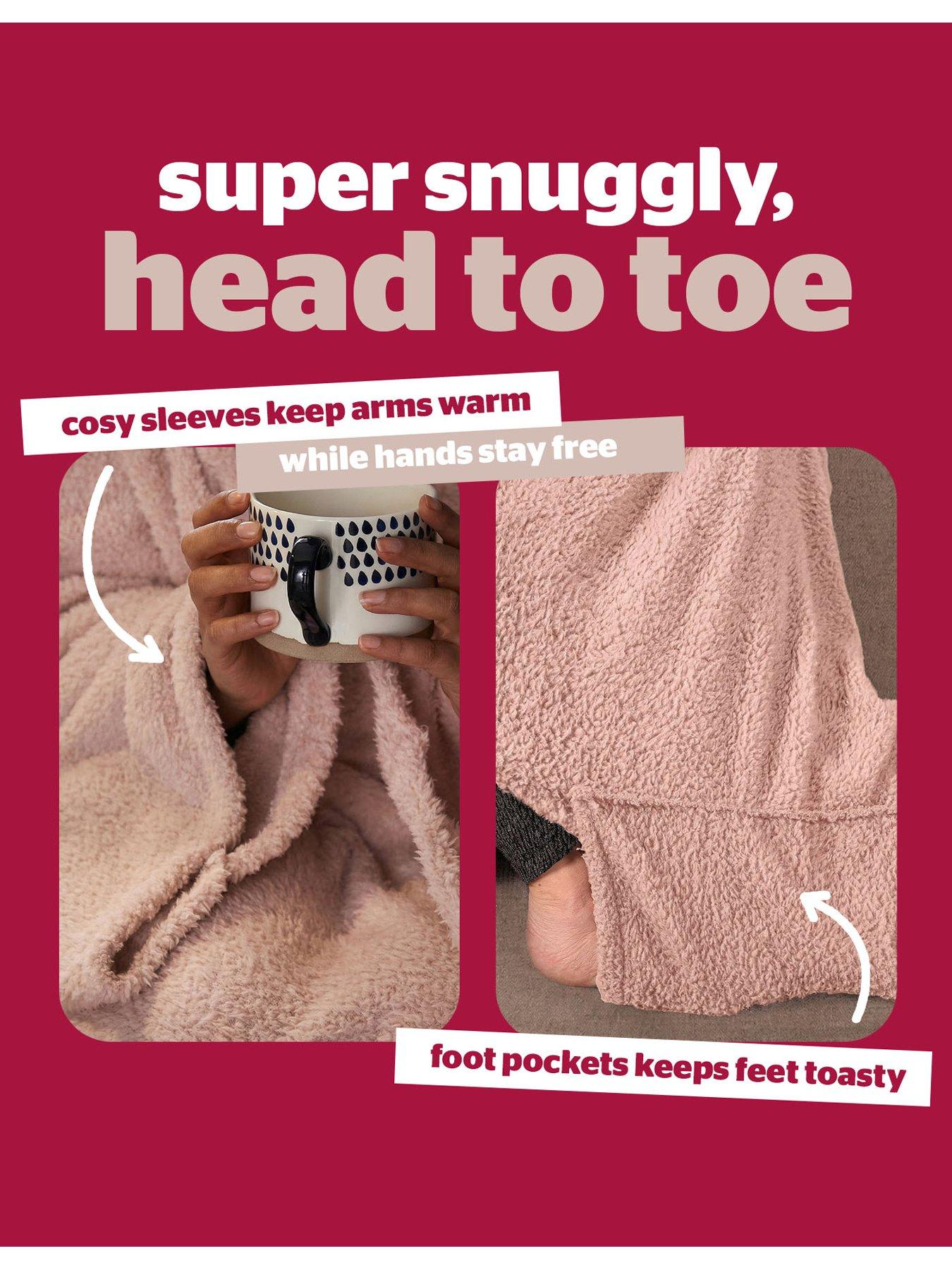 Image 4 of 7 of Silentnight Snugsie 2-in-1 Wearable Blanket with Sleeves - Blush Pink