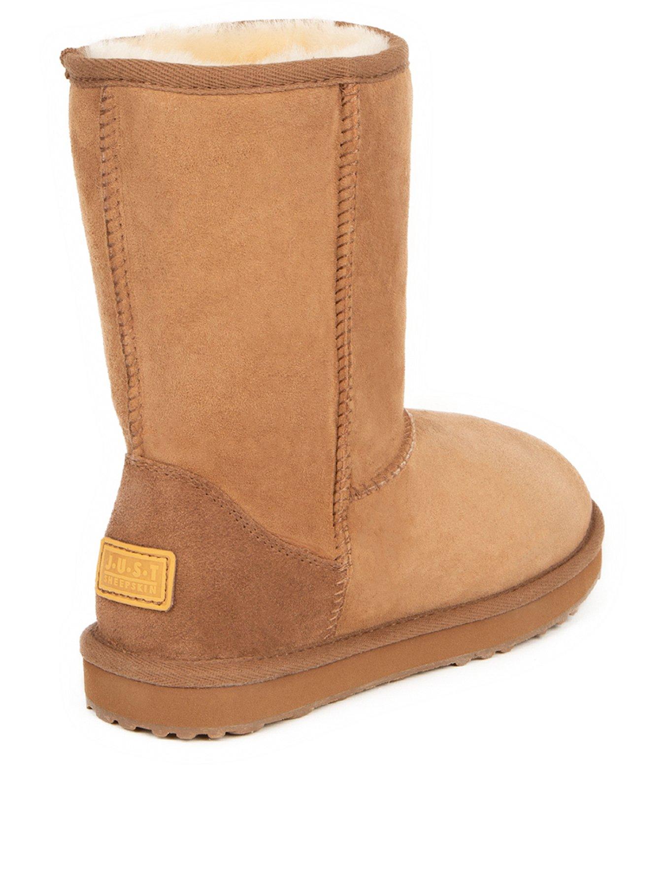 just-sheepskin-ladies-short-classic-sheepskin-boot-chestnutback