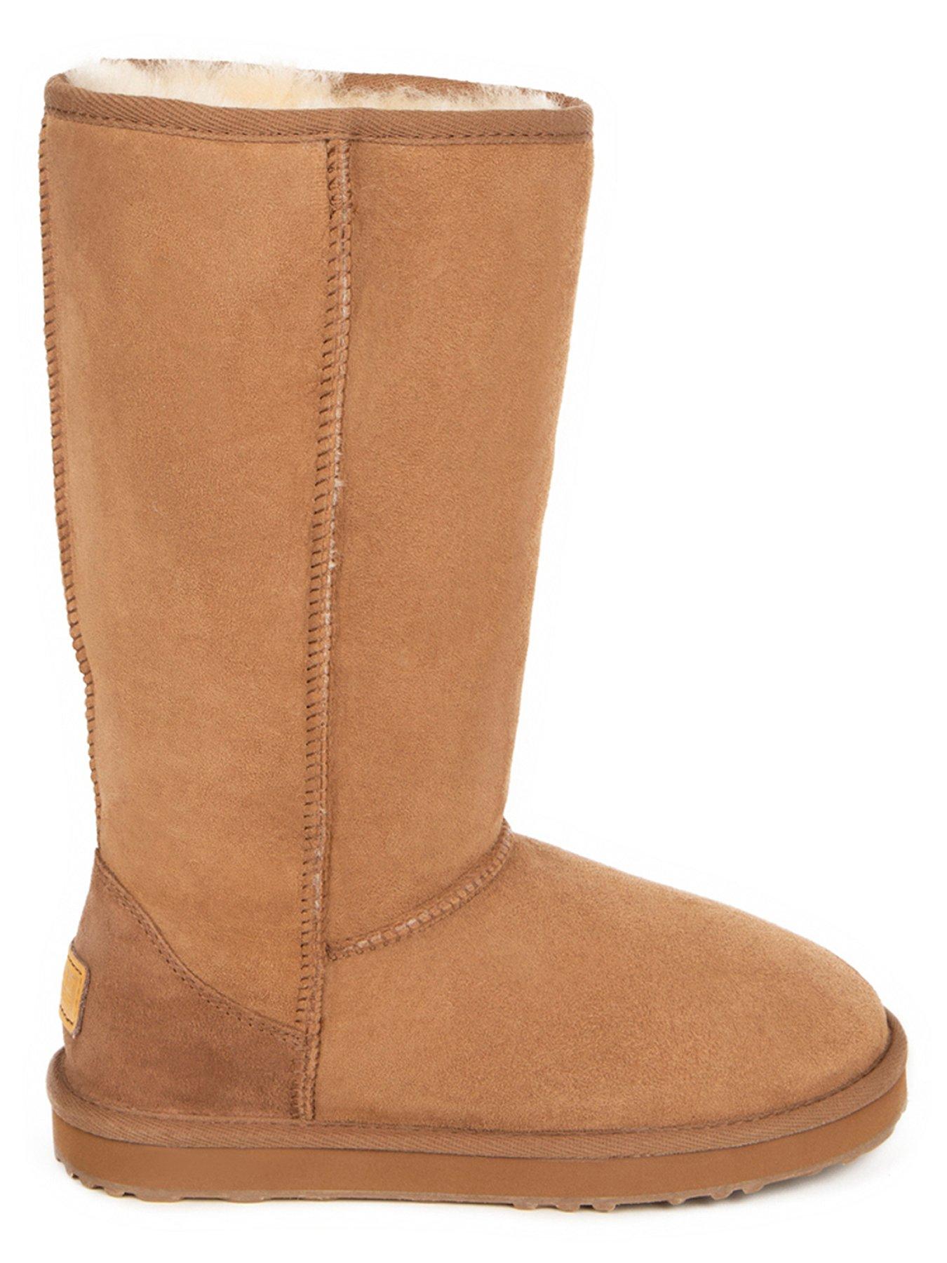 just-sheepskin-ladies-tall-classic-sheepskin-boot-chestnutstillFront