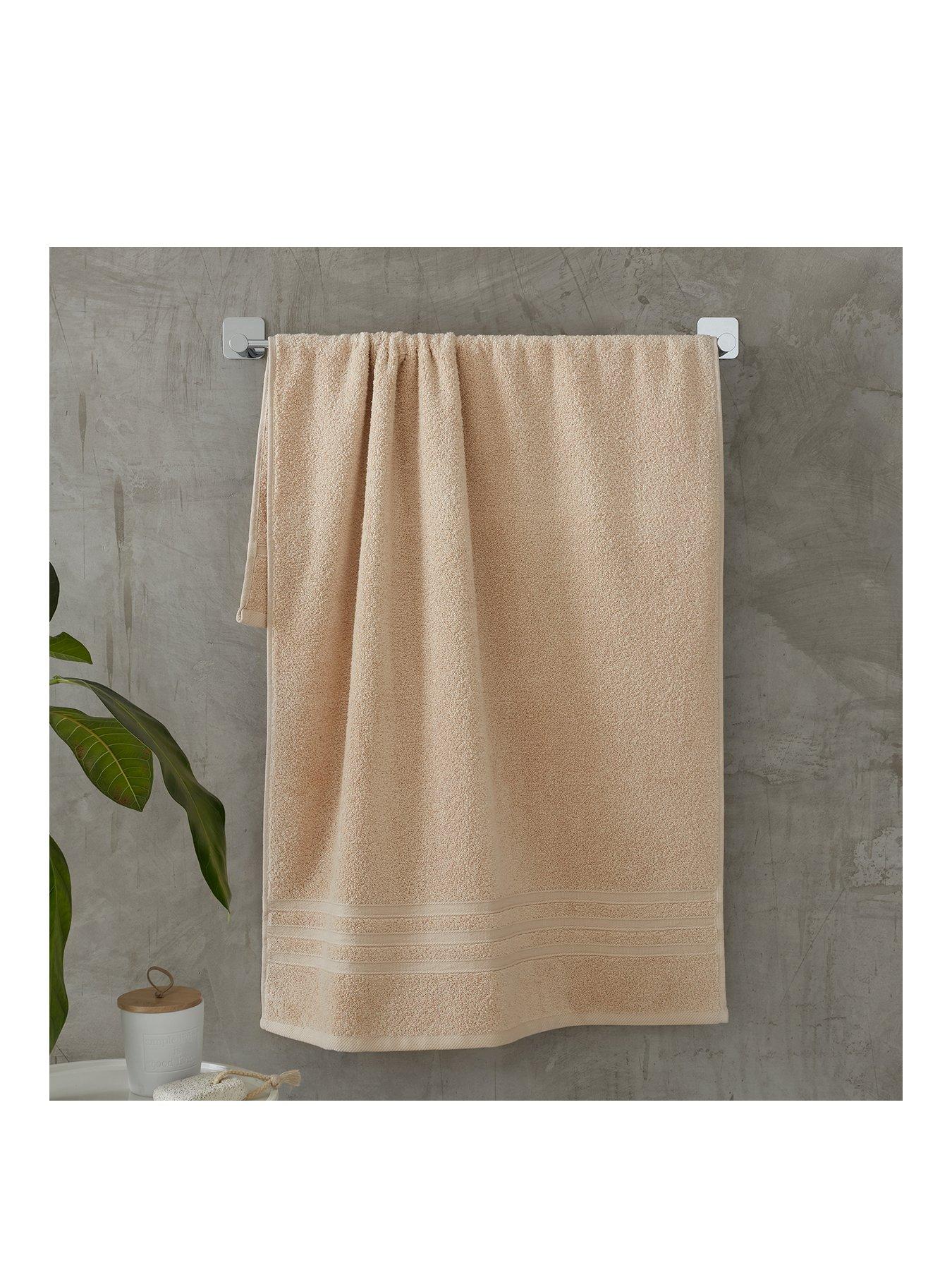 catherine-lansfield-zero-twist-towel-range