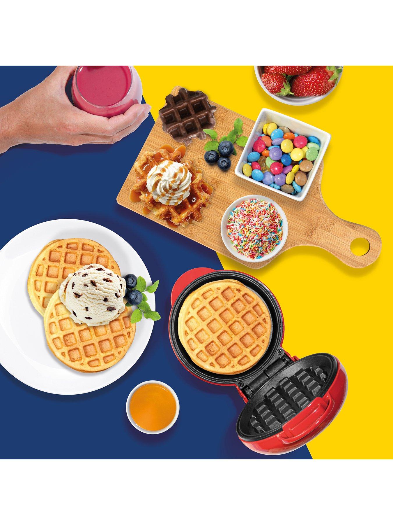 giles-posner-mini-waffle-makerback
