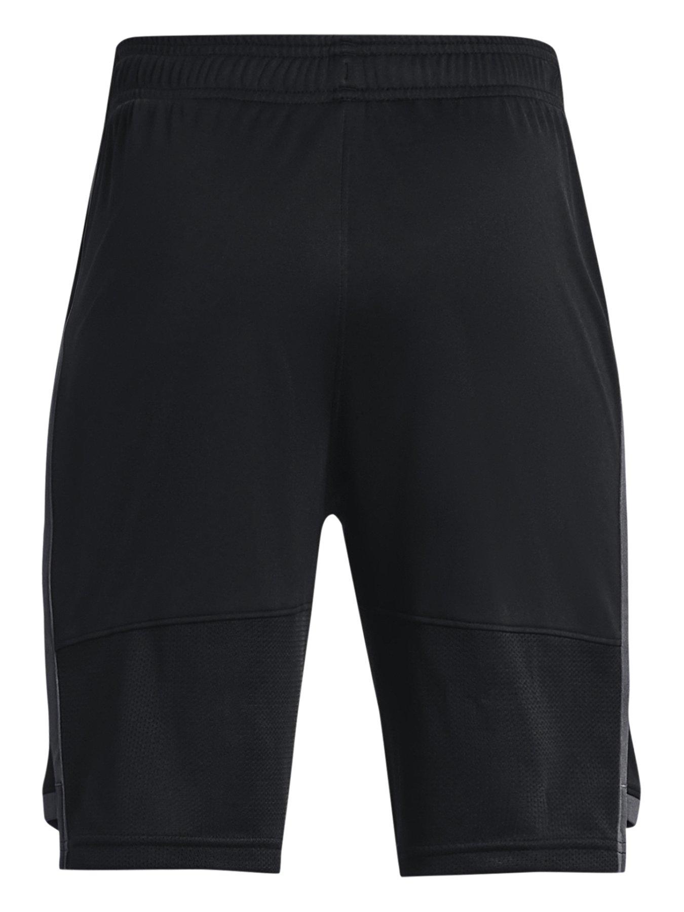 under-armour-boys-stunt-30-shorts-blackwhiteback