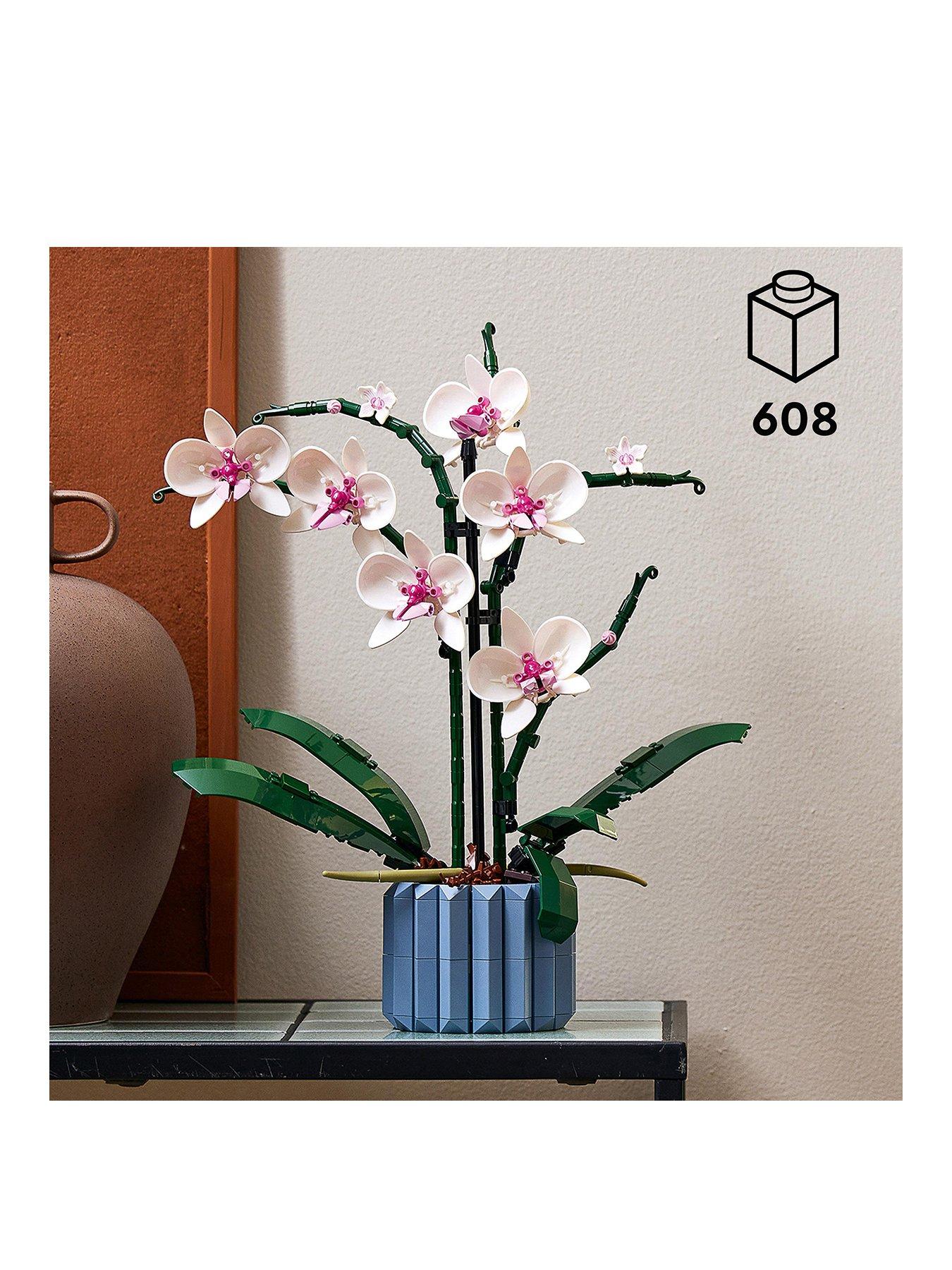 LEGO Orchid 10311 Plant Decor Building Set for Adults; Build an Orchid  Display Piece for The Home or Office (608 Pieces) : : Giochi e  giocattoli