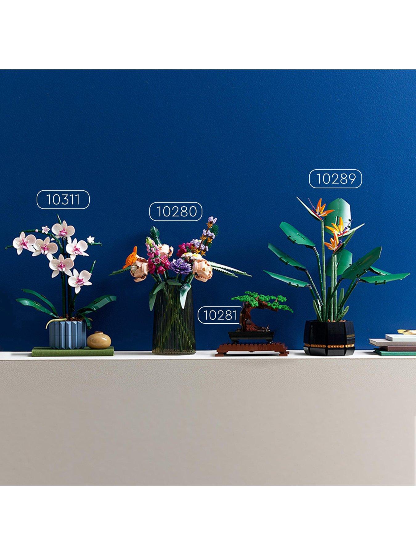 Image 5 of 8 of LEGO Botanical Collection Orchid 10311