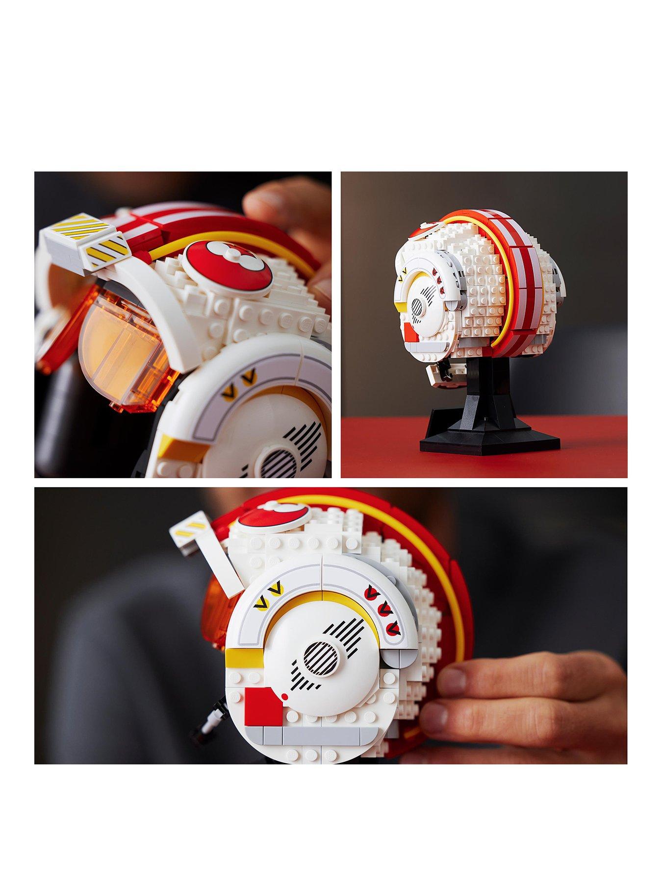 Image 3 of 8 of LEGO Star Wars Luke Skywalker&trade; (Red Five) Helmet