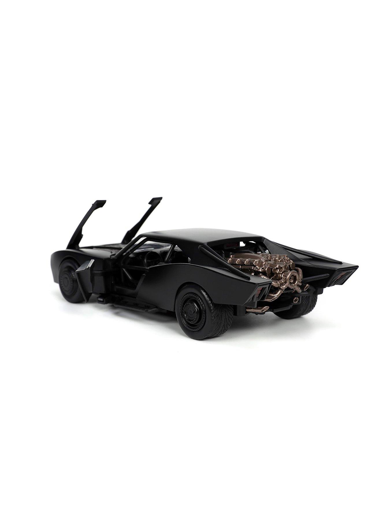 batman-the-batman-batmobile-124outfit