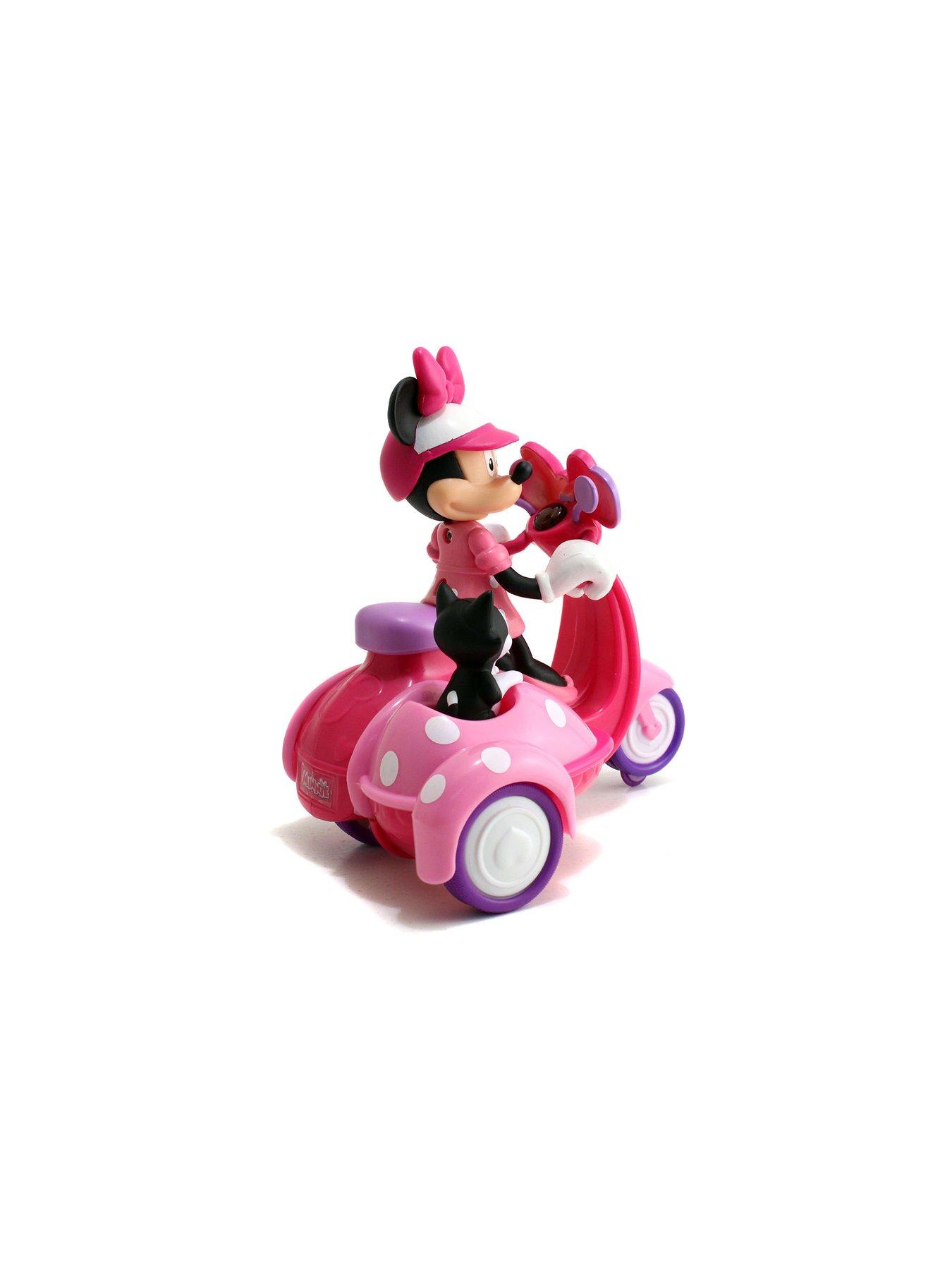 minnie-mouse-remote-control-minnie-scooter-124outfit