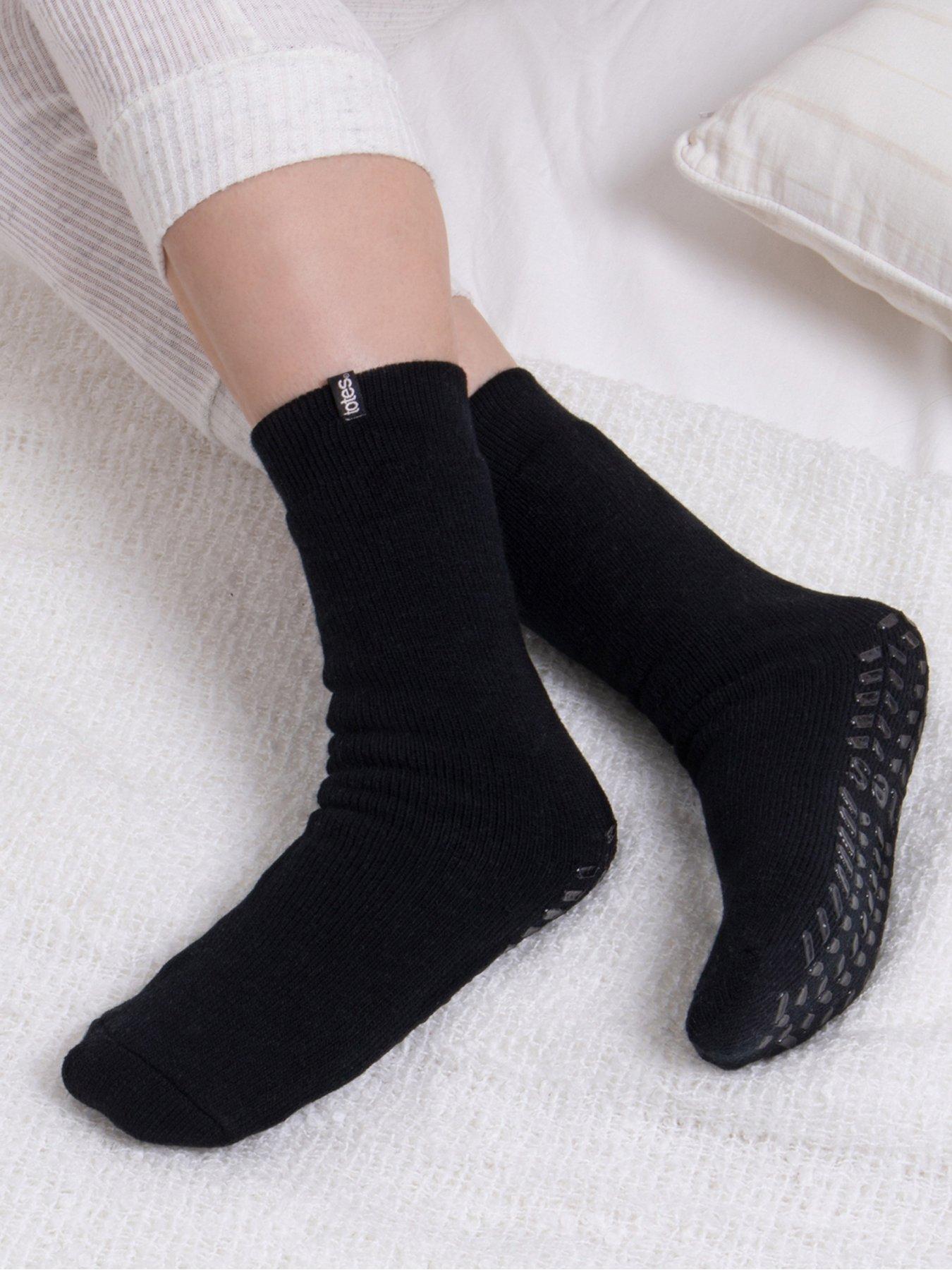 totes-thermalnbsporiginal-slipper-soxnbsp--blackoutfit