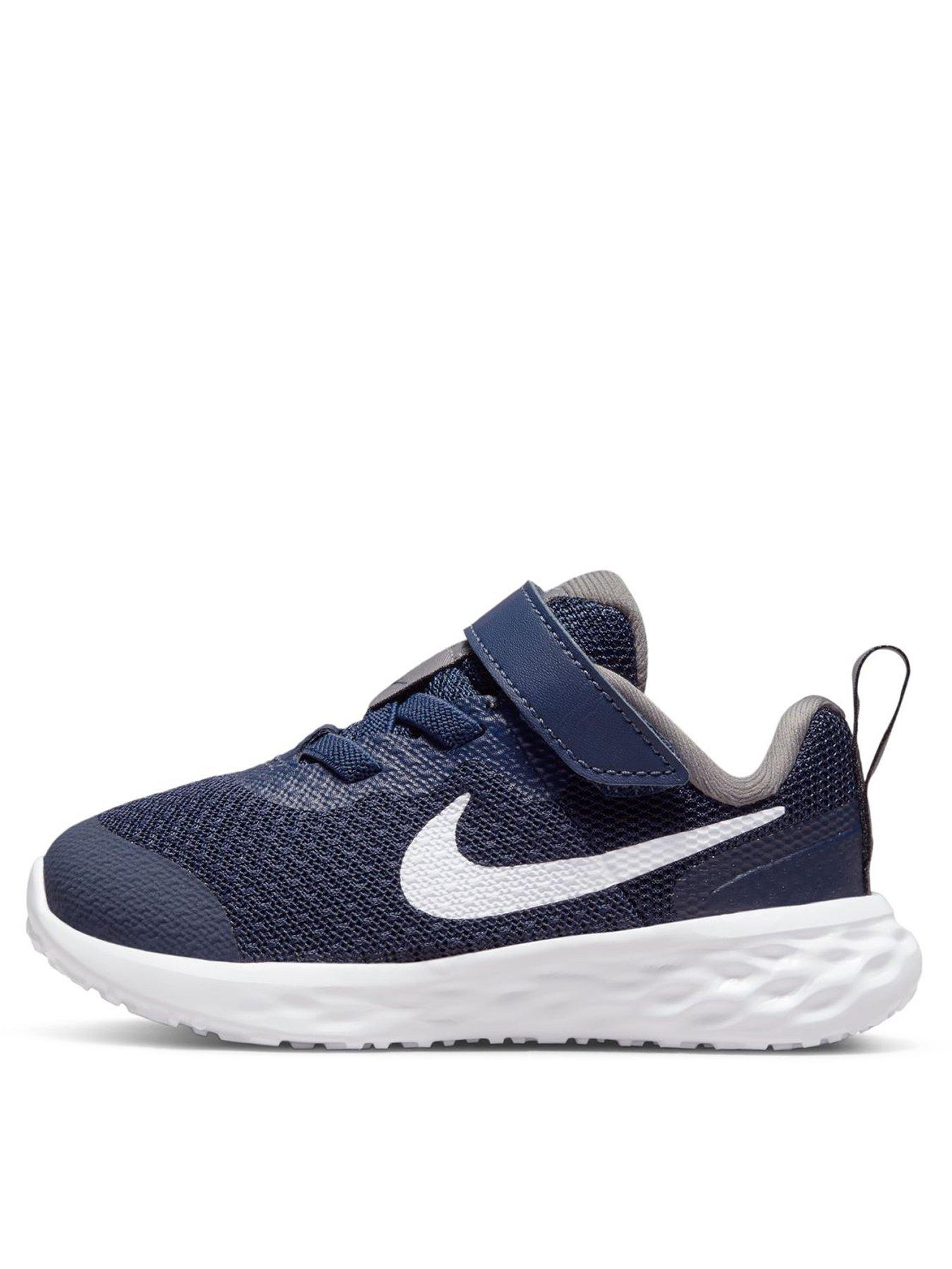 Infant size 6 nike trainers on sale