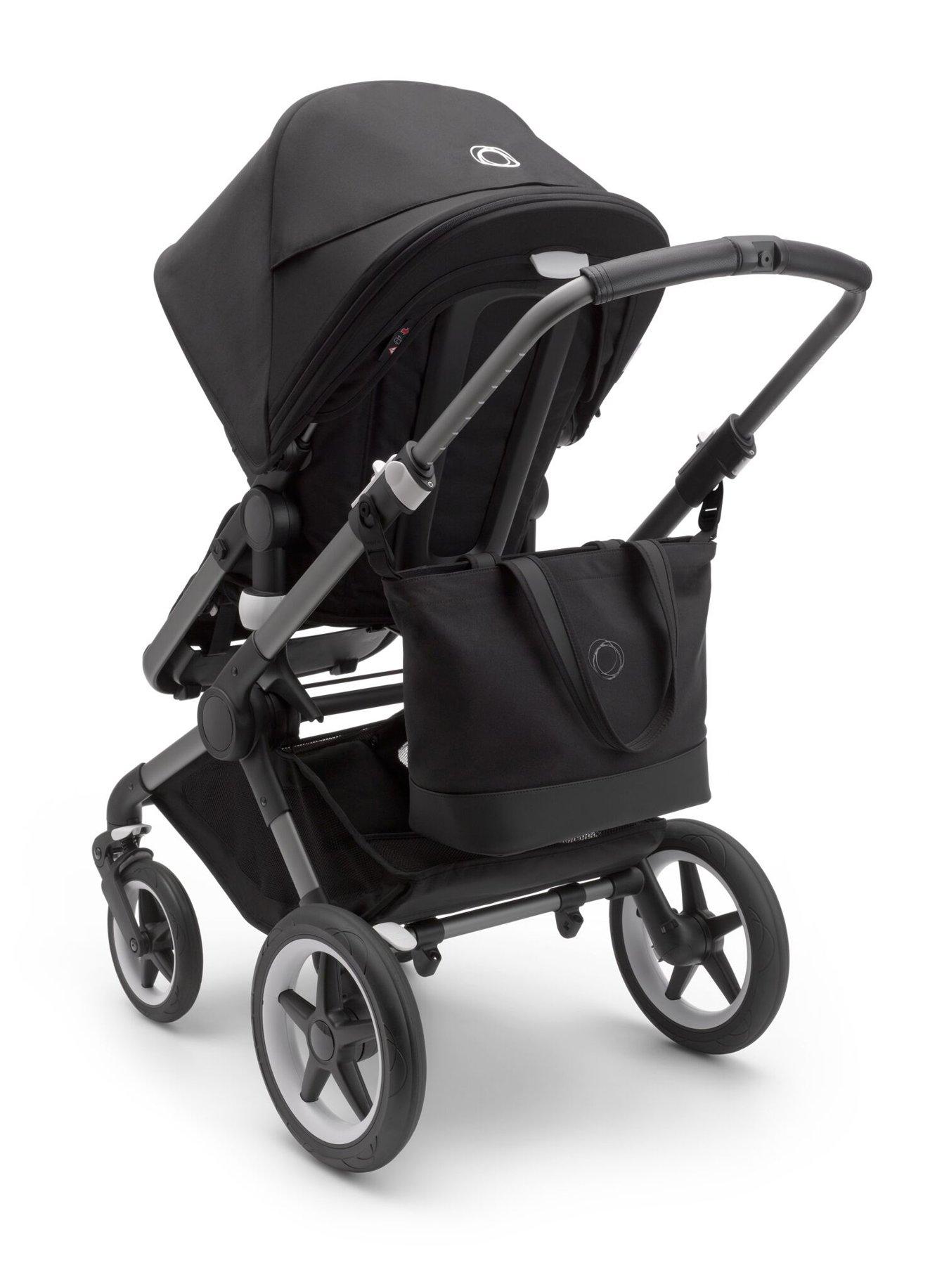 Image 5 of 7 of Bugaboo Changing bag - Midnight Black