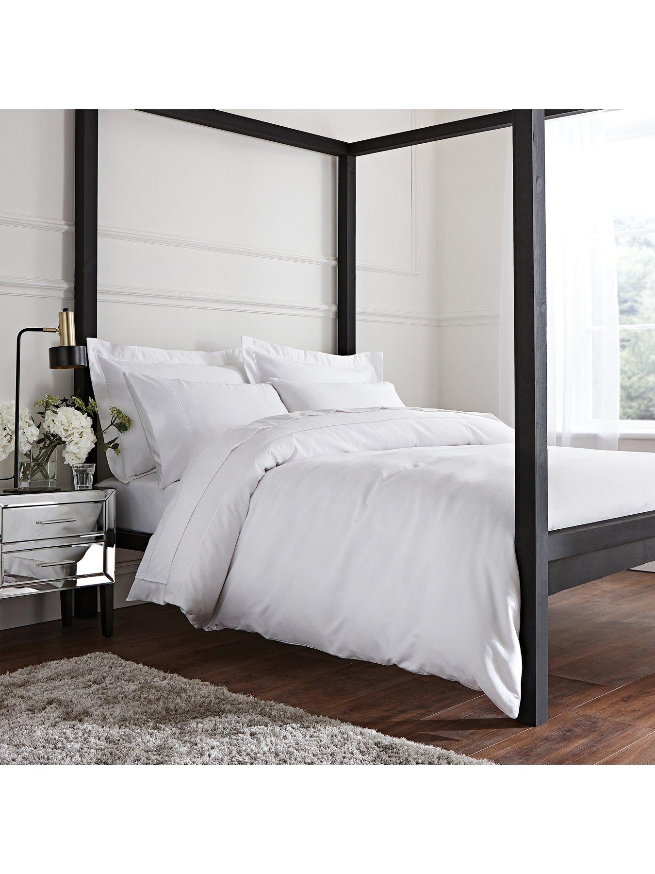 undefined Luxury 800 Thread 100% Cotton Sateen Duvet Cover Set - White