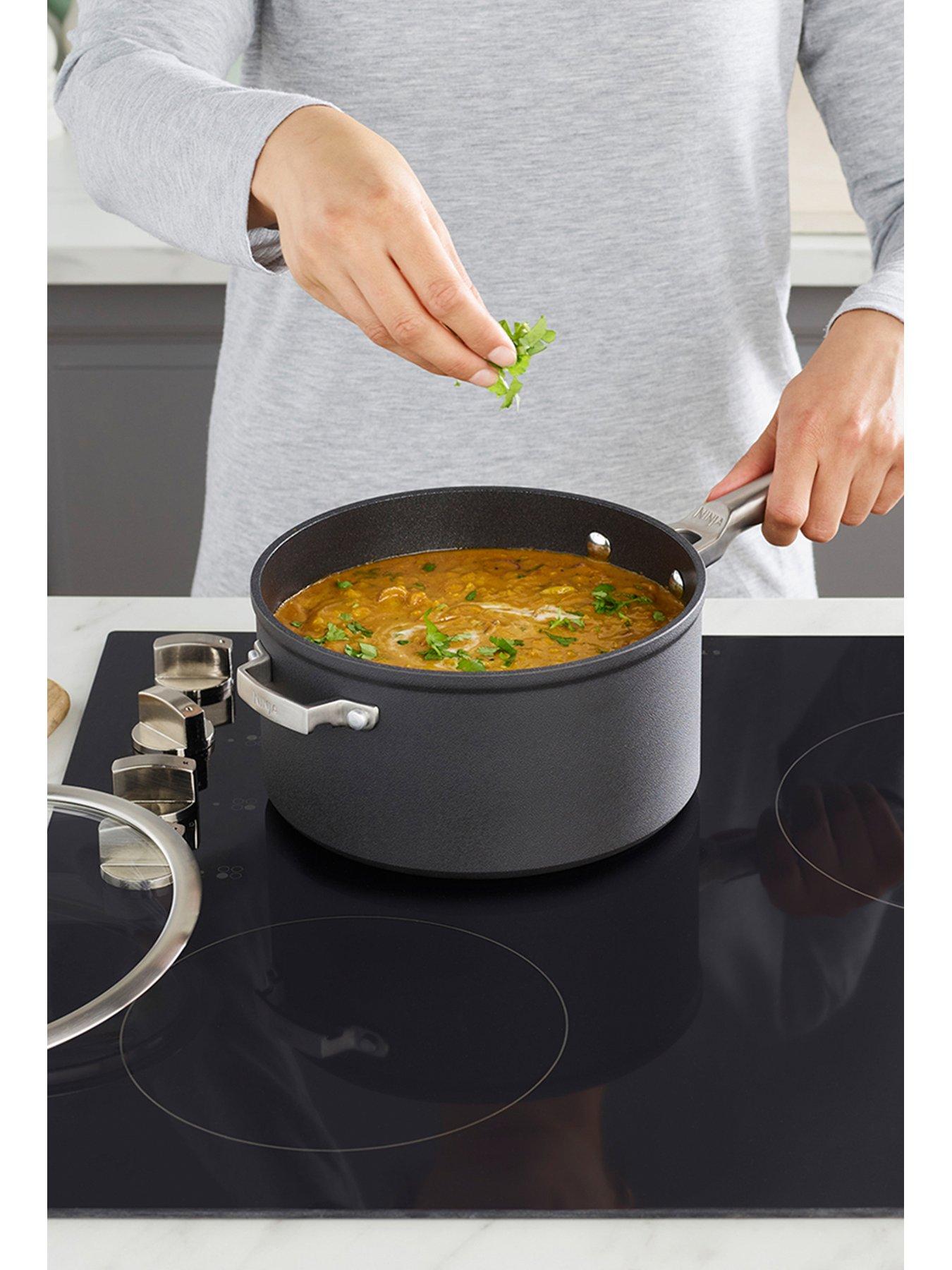 ninja-foodi-zerostick-stackable-3-piece-set-161820cm-saucepans-non-stick-c53000ukoutfit