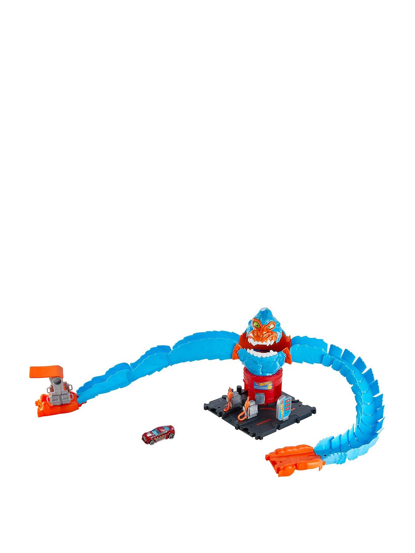 Image 2 of 8 of Hot Wheels Wreck &amp; Ride Gorilla Attack Playset and Vehicle