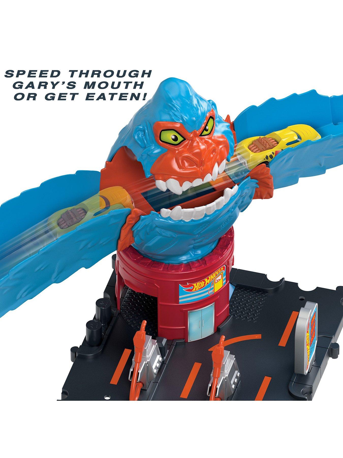 Image 4 of 8 of Hot Wheels Wreck &amp; Ride Gorilla Attack Playset and Vehicle