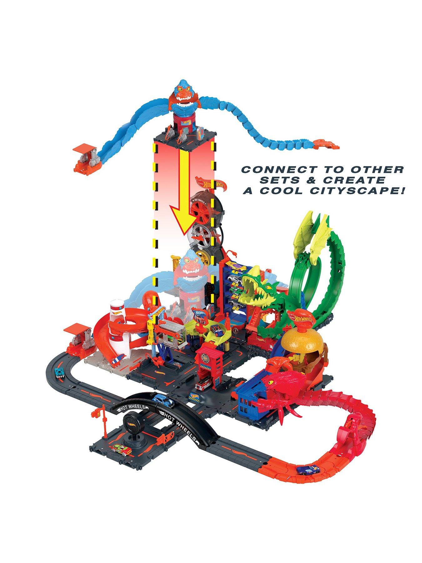 Image 7 of 8 of Hot Wheels Wreck &amp; Ride Gorilla Attack Playset and Vehicle