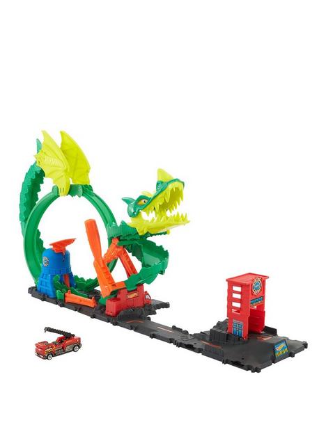 hot-wheels-dragon-drive-firefight-playset-and-vehicle