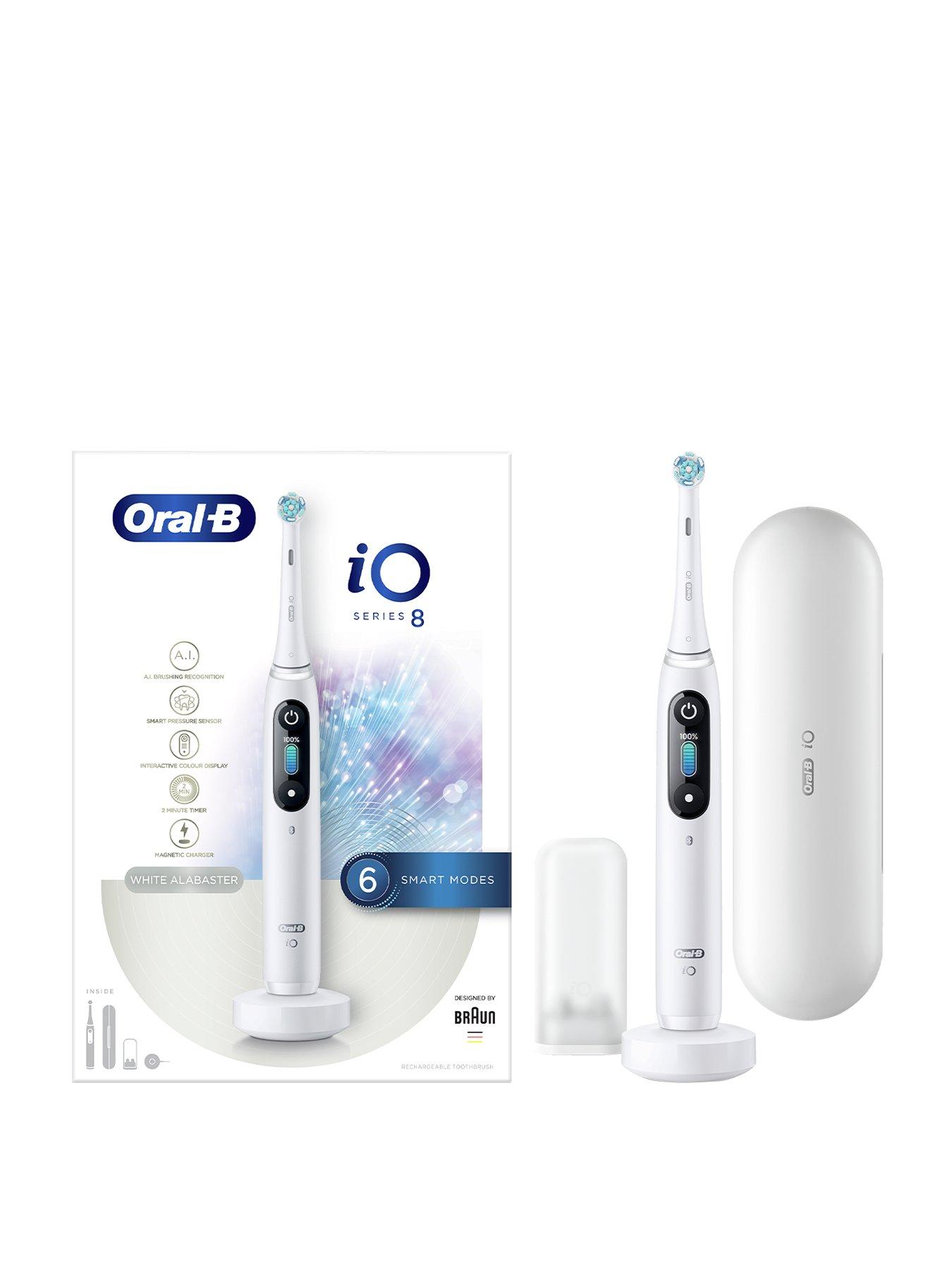 oral b io8 travel case
