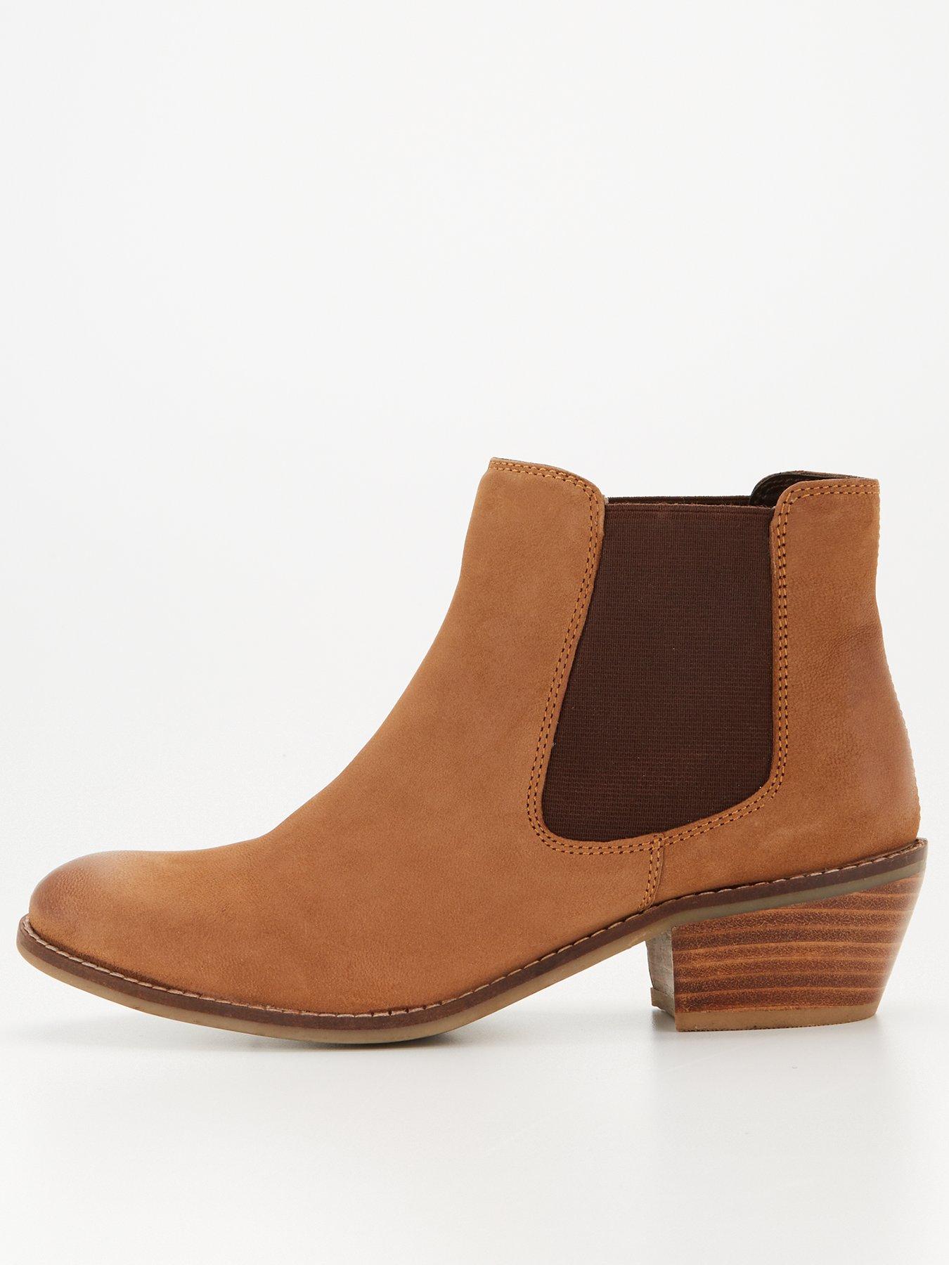 carvela comfort rink boots