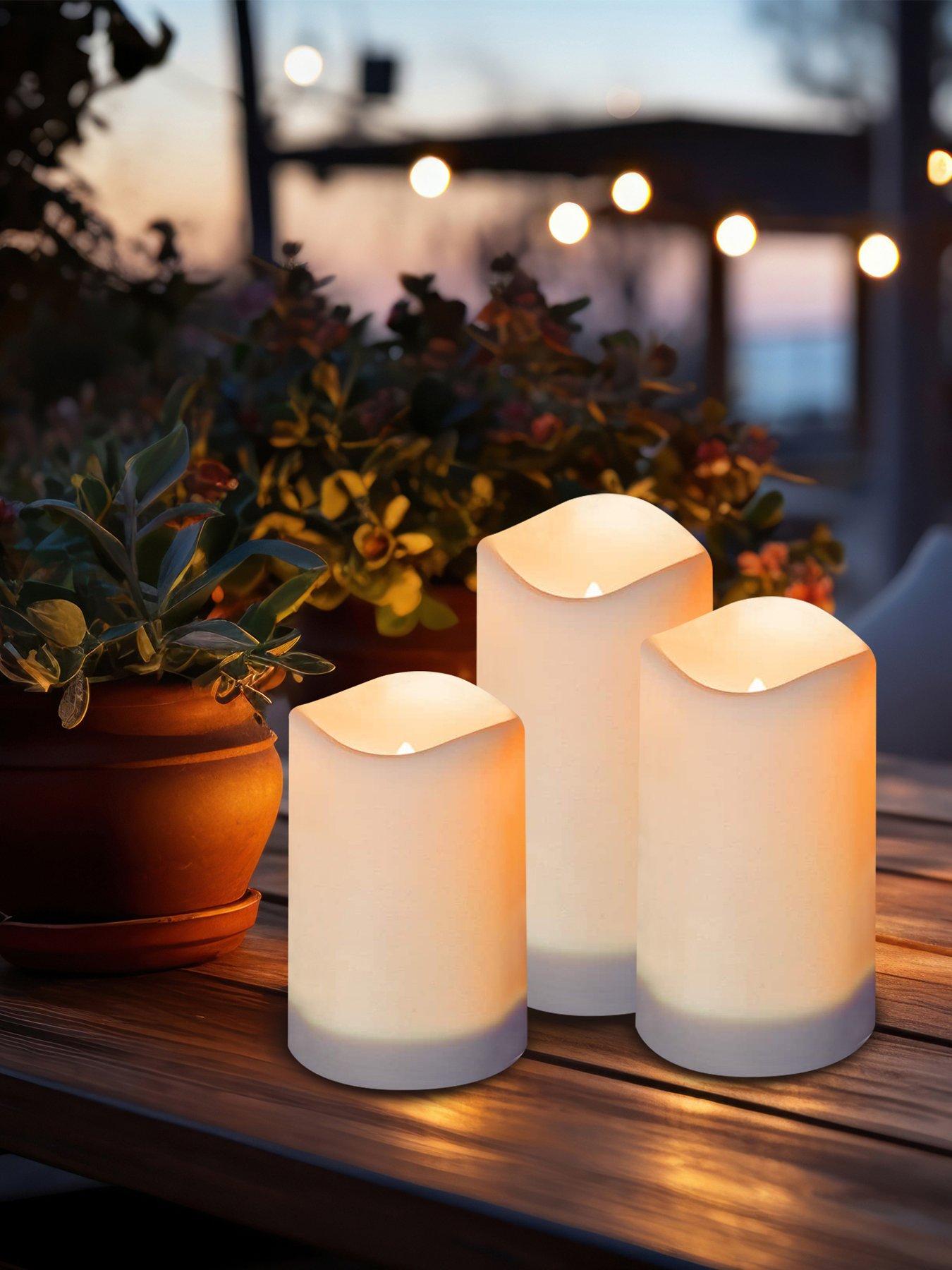 Streetwize Set of 3 Solar Pillar Candles